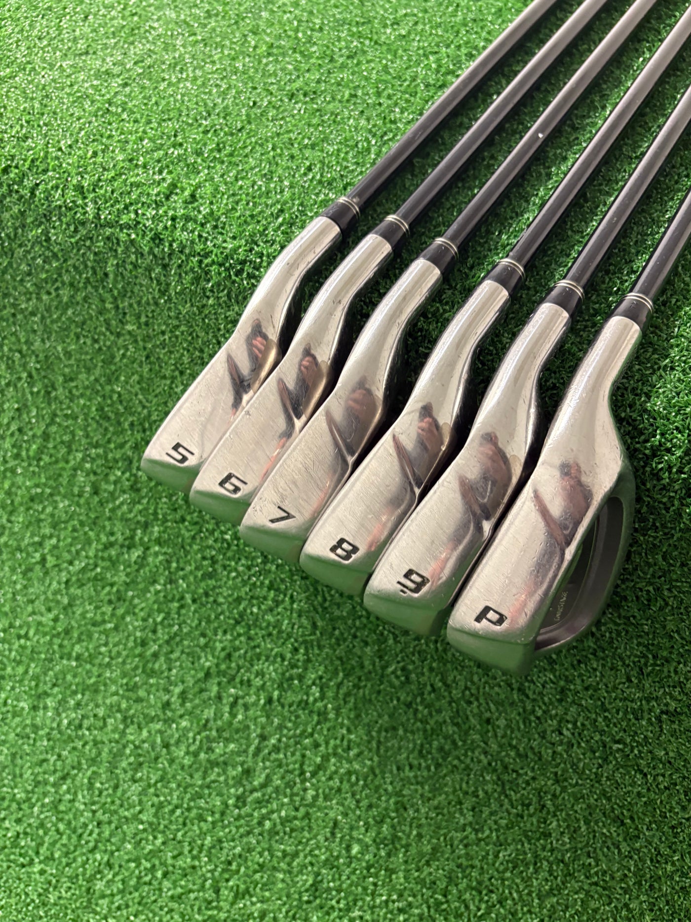 Bridgestone Tour Stage ViQ (2008) 5-PW (Regular)