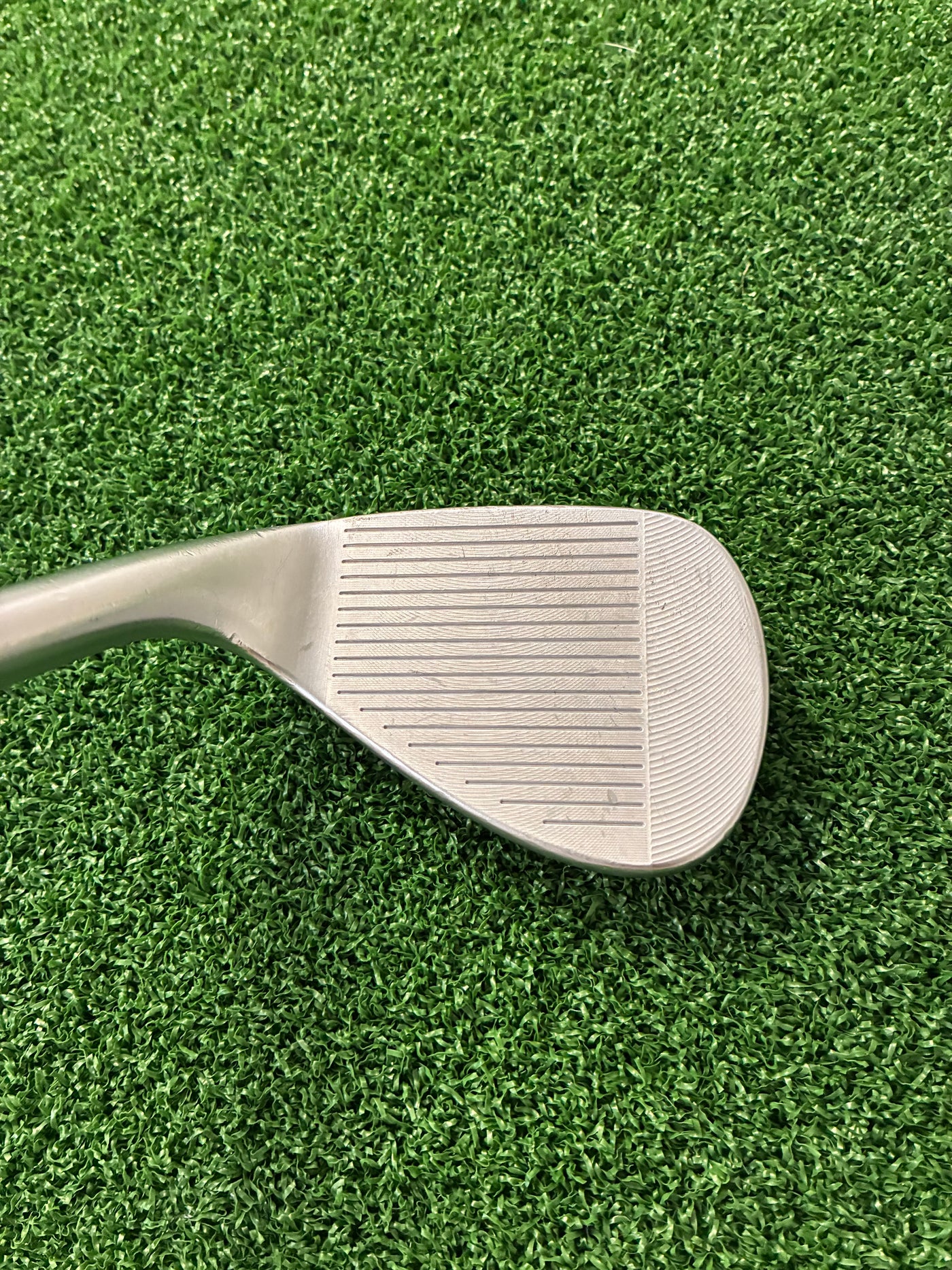 Cleveland RTX Zip-Core Mid Grind 52*