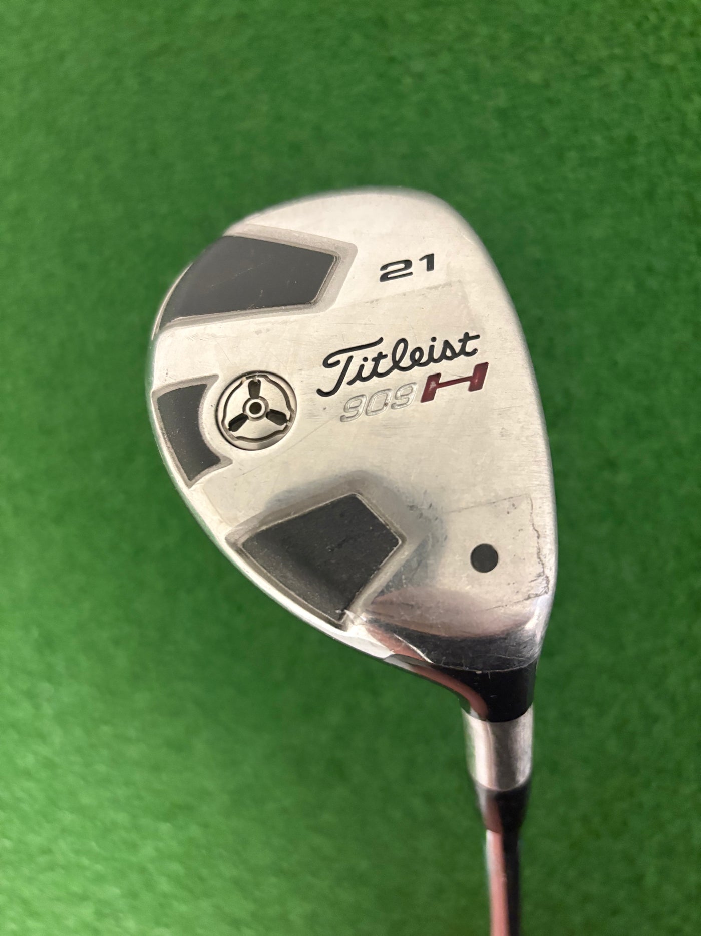 Titleist 909H 21* 4 Hybrid (Stiff)
