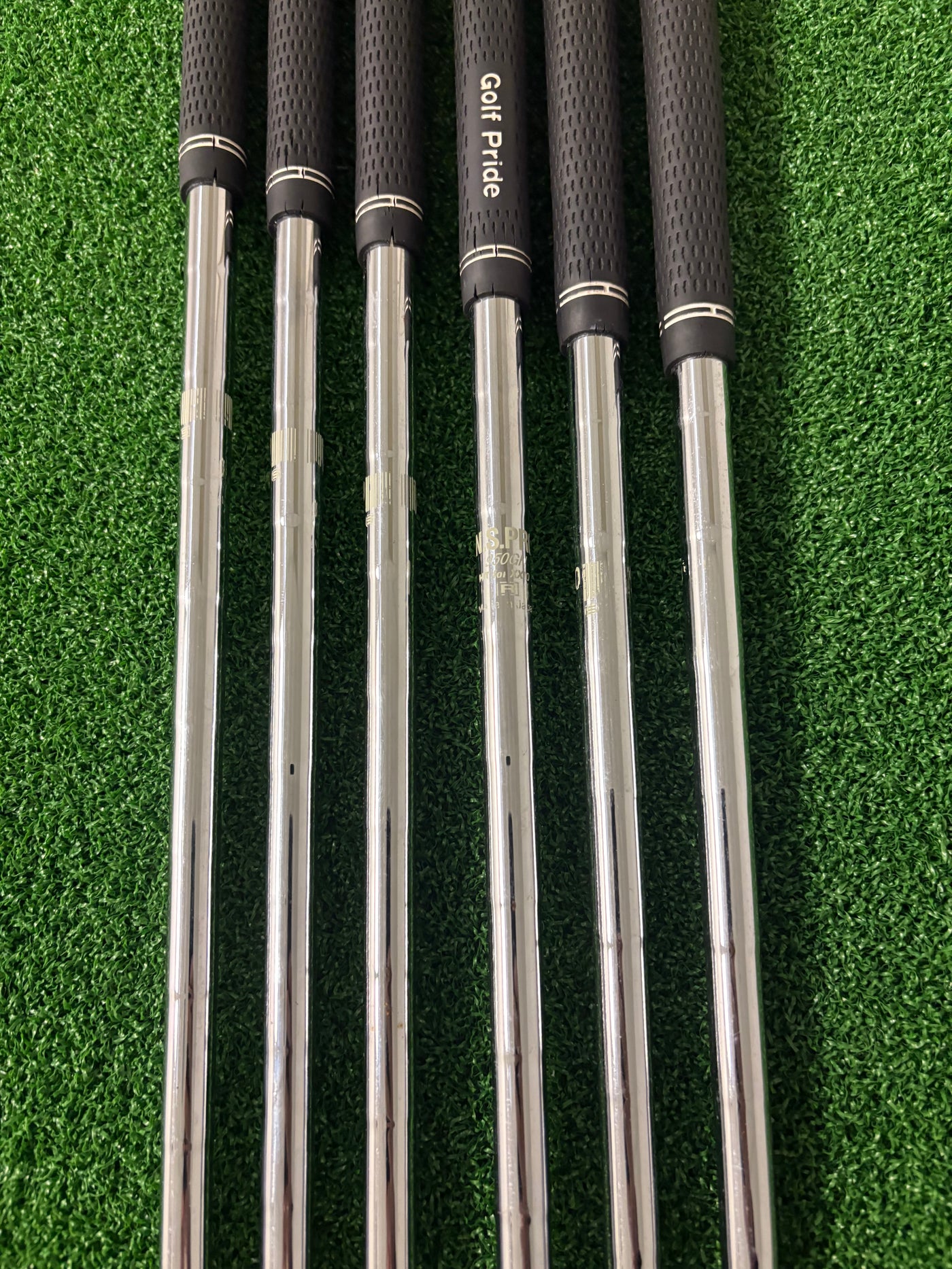 XXIO (2008) 6-PW + AW (Regular)