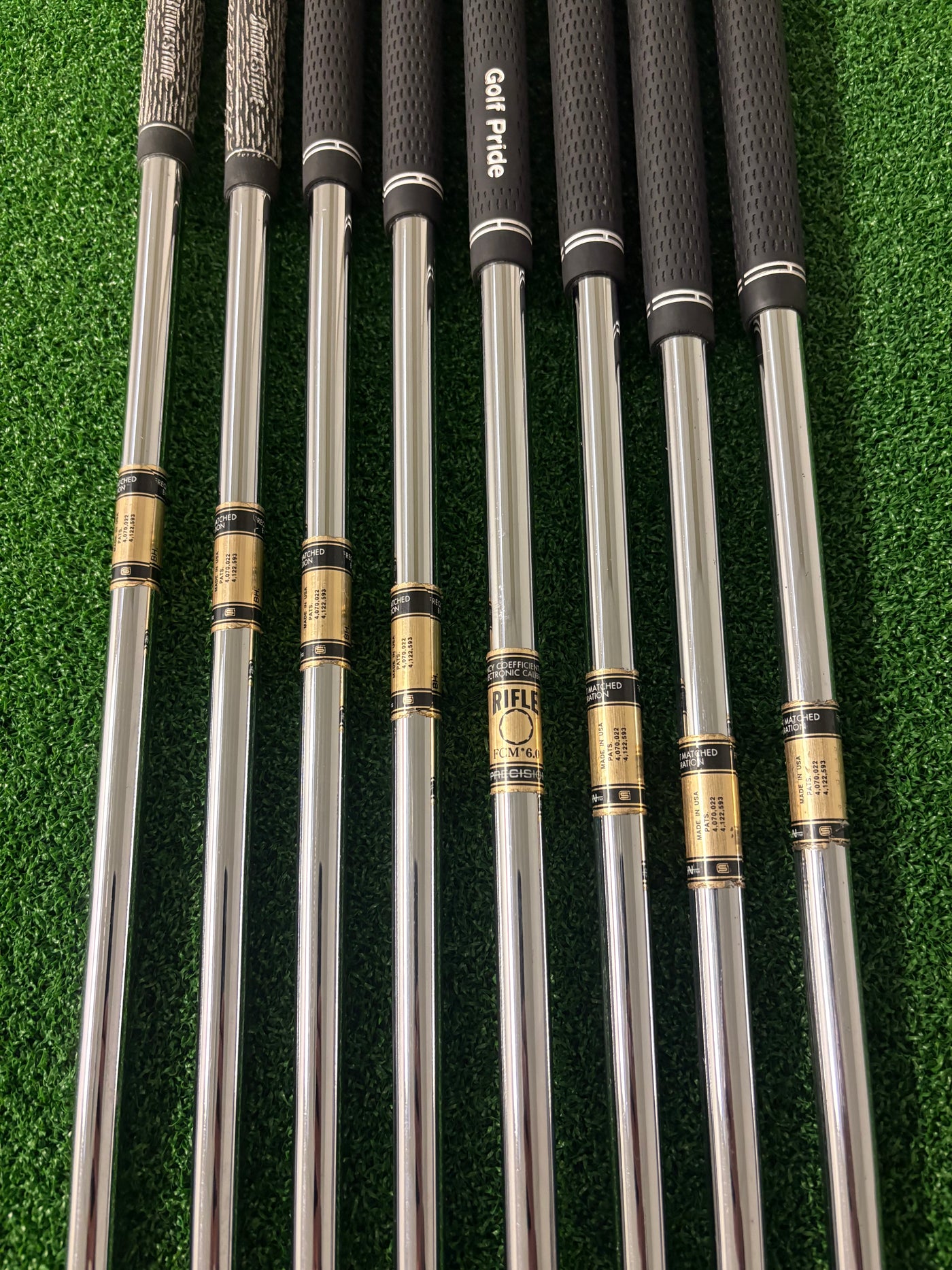 Bridgestone Tour Stage V7000 4-PW + AW  (Stiff)