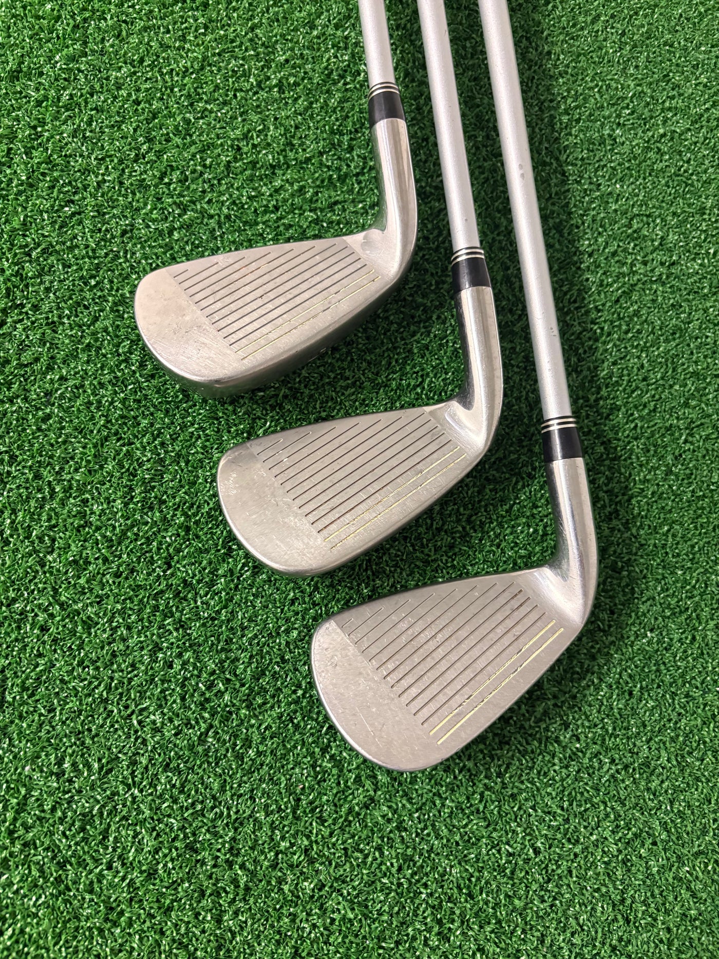 Bridgestone Tour Stage ViQ (2010) 5-PW (Stiff/Regular)