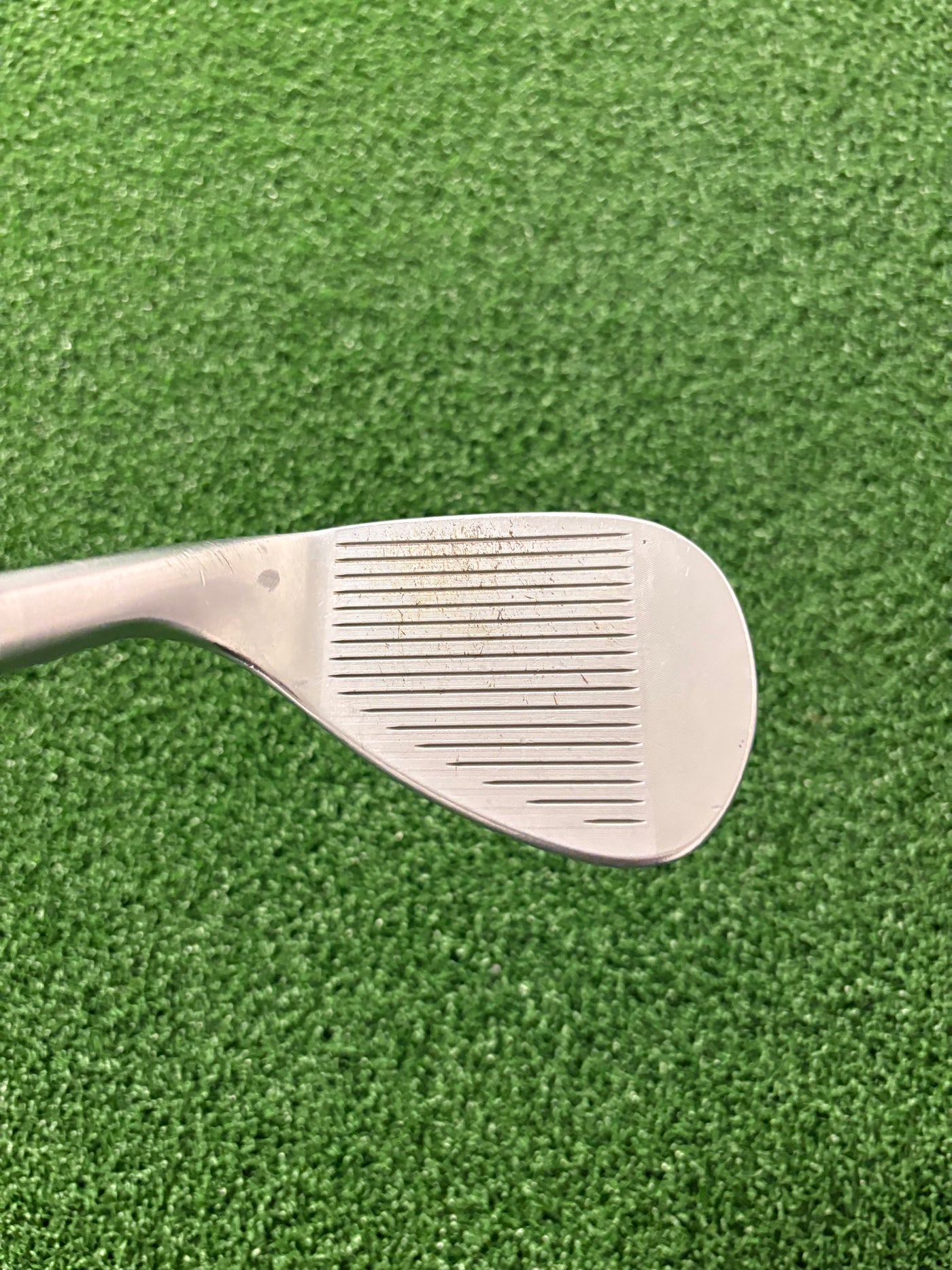 Titleist Vokey SM8 D Grind 56*