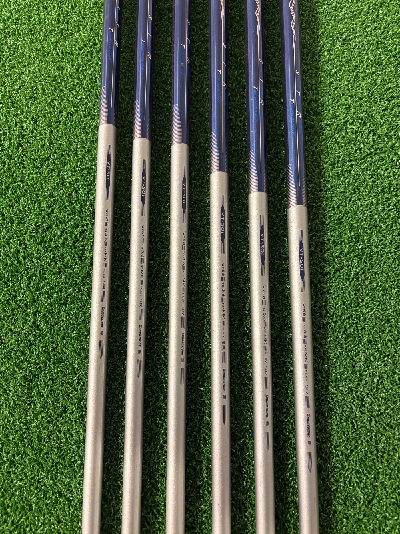 Bridgestone Tour Stage ViQ (2010) 5-PW (Stiff/Regular)