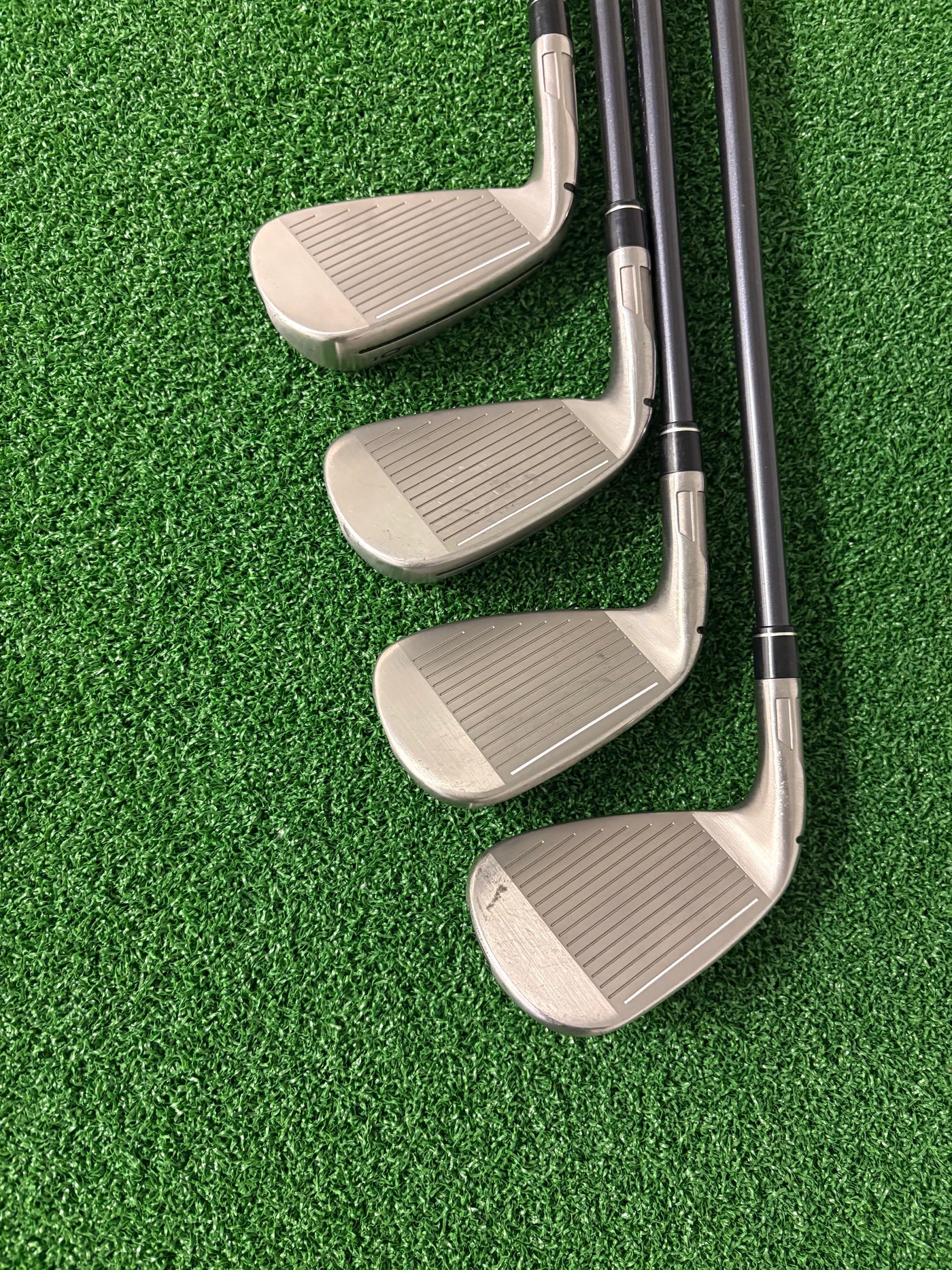 Taylormade Stealth 6-PW + AW + SW (Stiff)