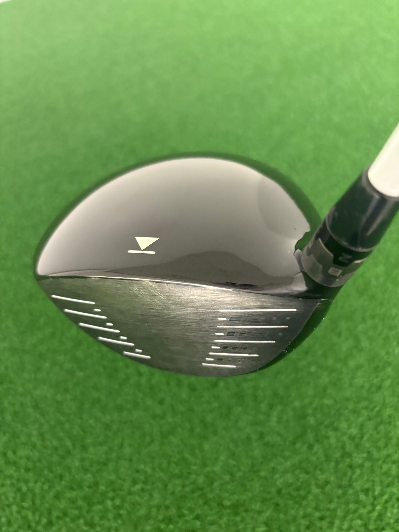 Titleist 913D3 9.5* (Stiff)