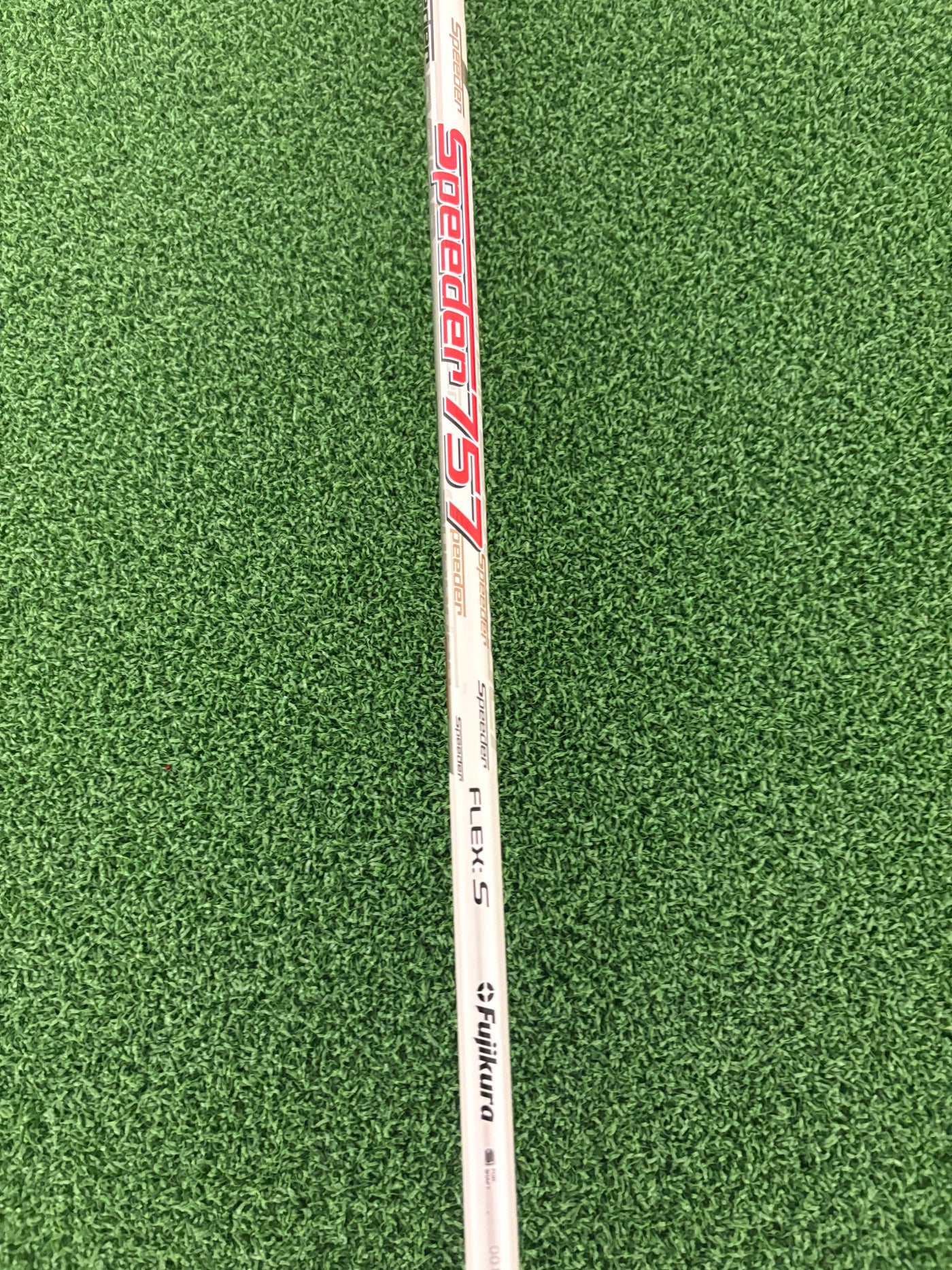 Titleist 913D3 9.5* (Stiff)