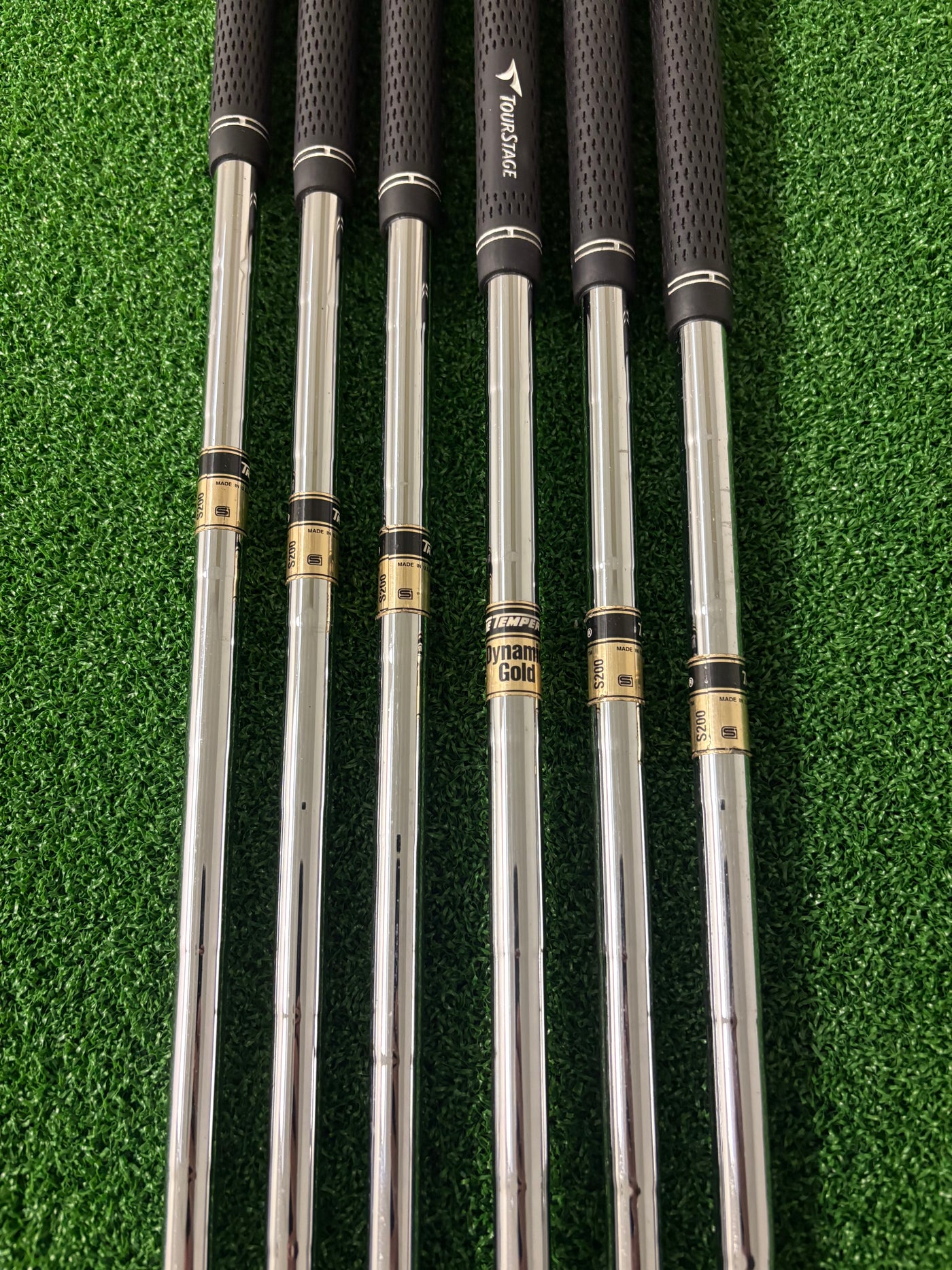 Bridgestone Tour Stage X-Blade 701 5-PW (Stiff)
