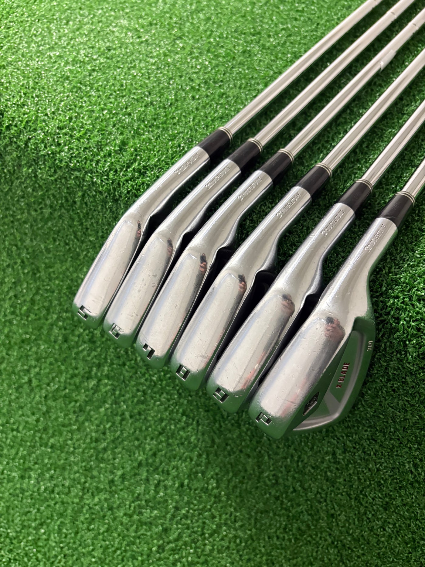 Bridgestone Tour Stage X-Blade 701 5-PW (Stiff)