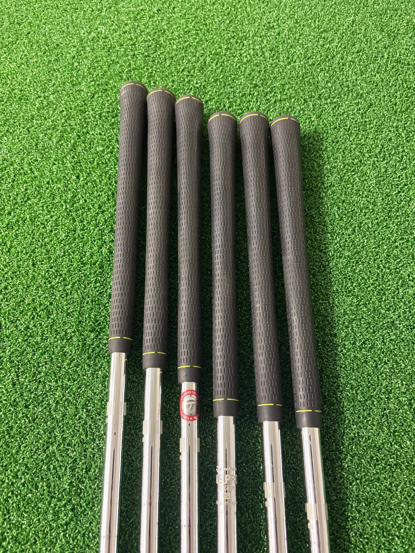Taylormade M1 (2017) 5-PW  (Stiff)