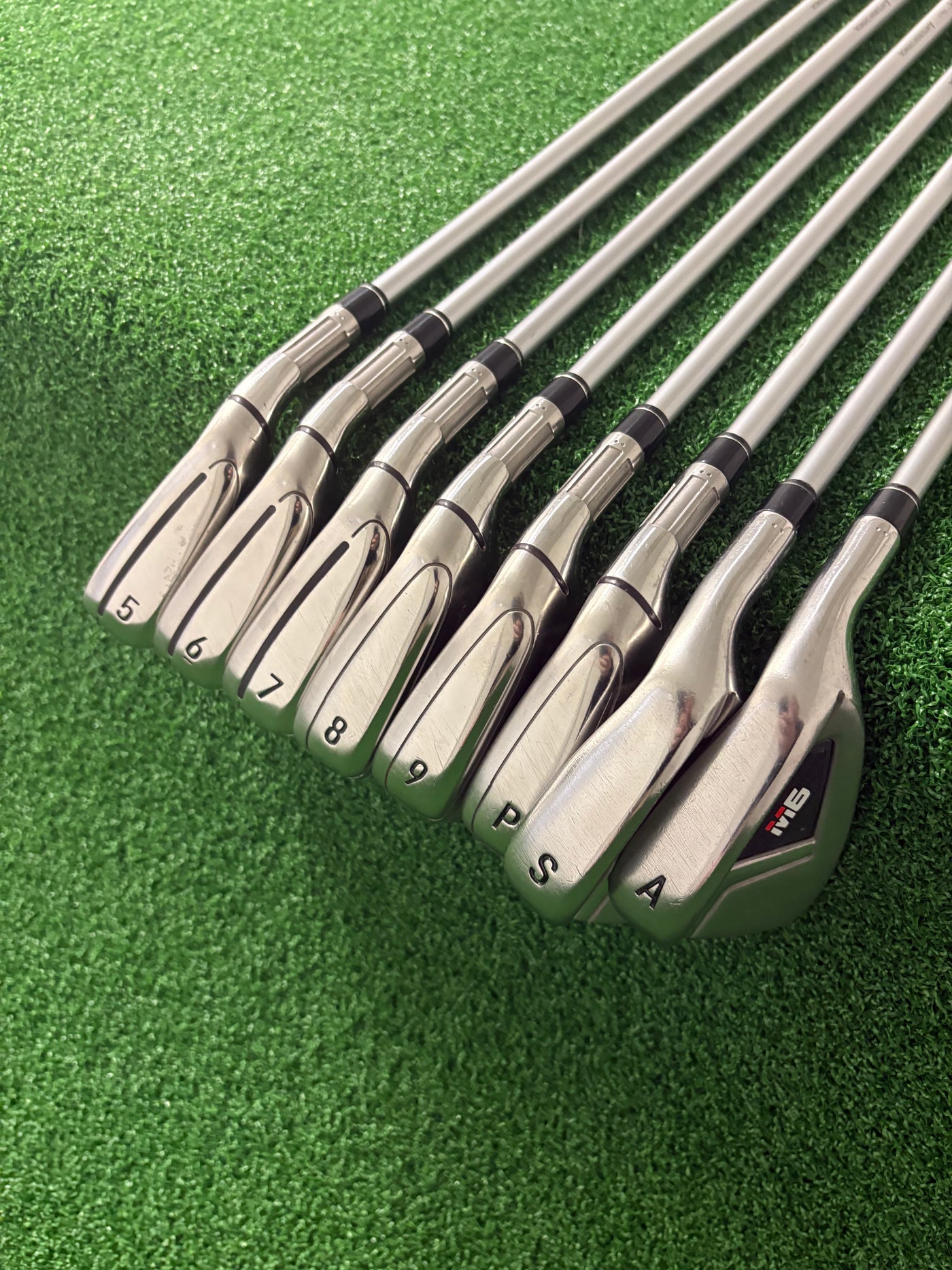 Taylormade M6 5-PW + AW + SW (Stiff)