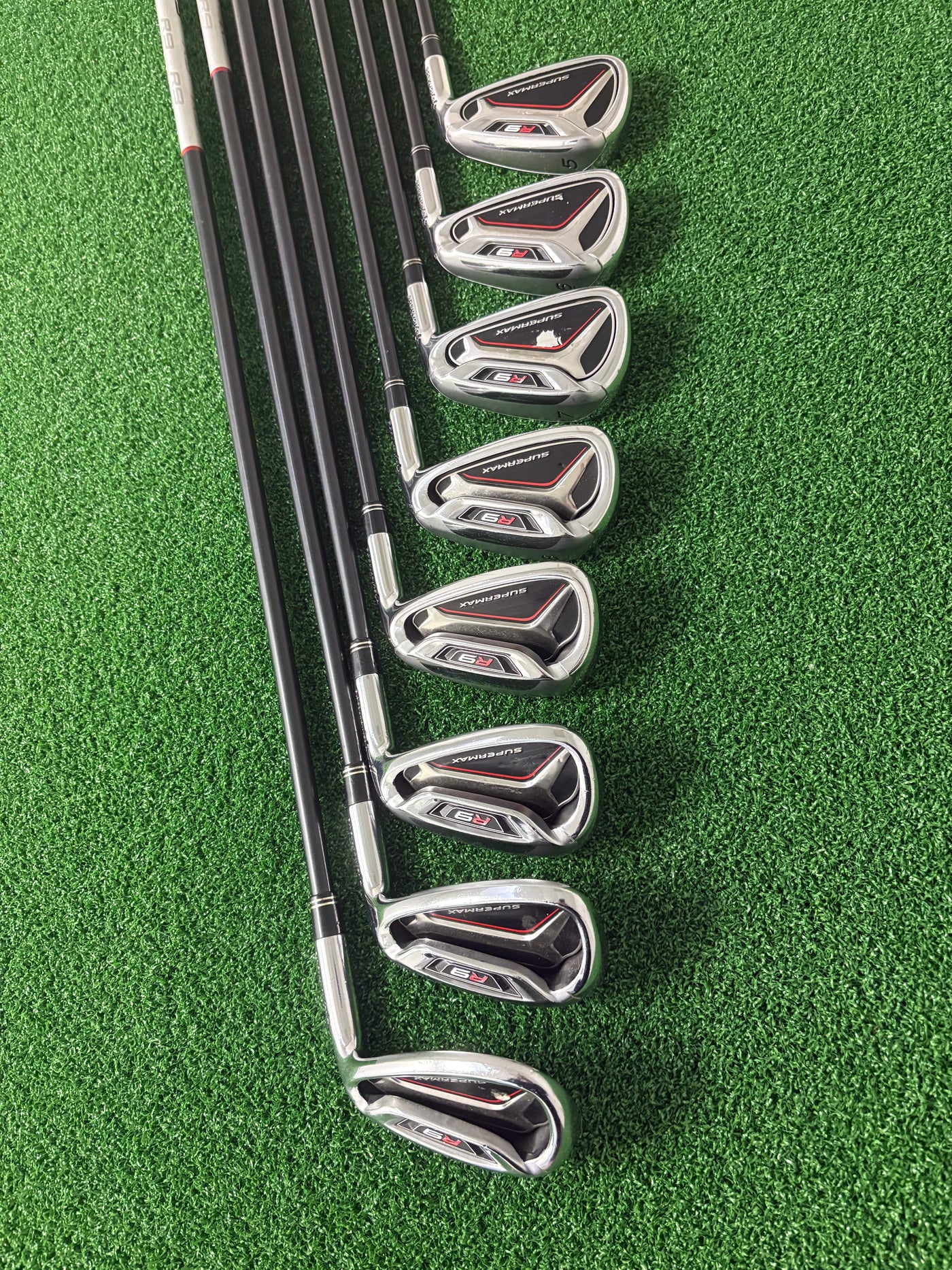 Taylormade R9 Supermax 5-PW + AW + SW (Regular)