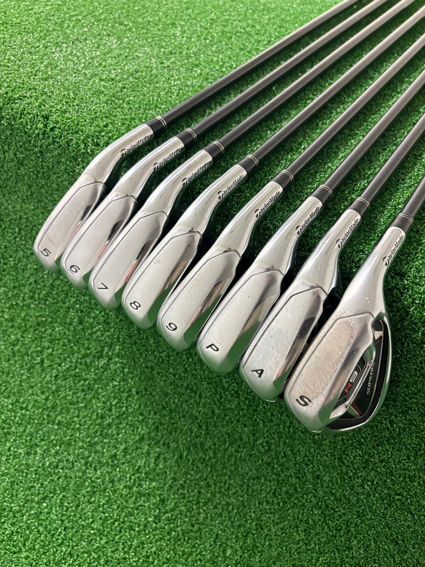 Taylormade R9 Supermax 5-PW + AW + SW (Regular)