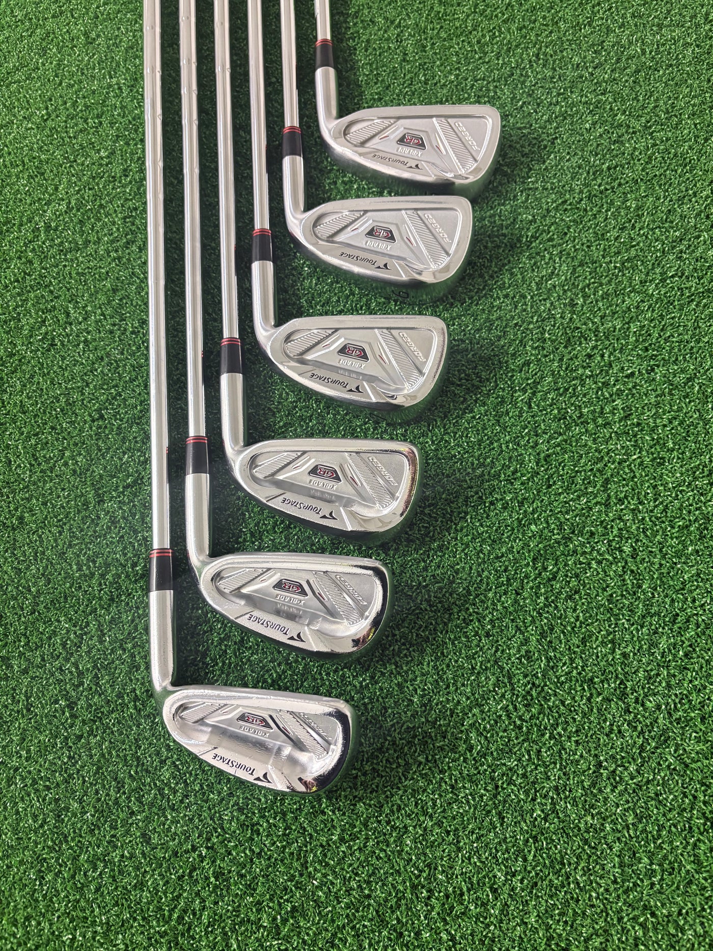 Bridgestone Tour Stage X-Blade GR Forged (2012) 5-PW (Stiff)