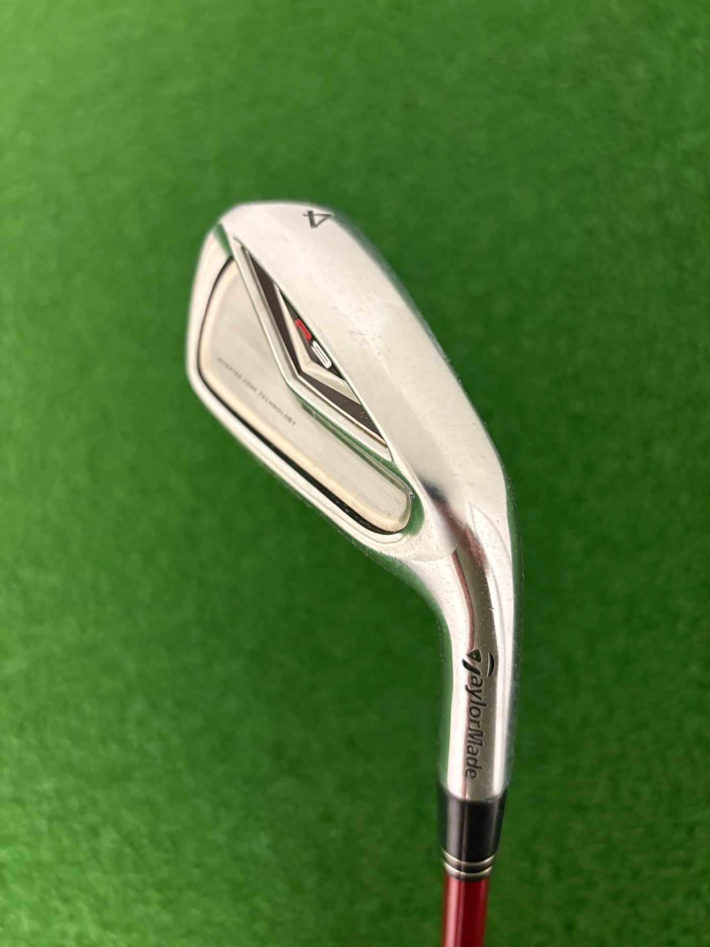 Taylormade R9 22* 4 Iron (Regular)
