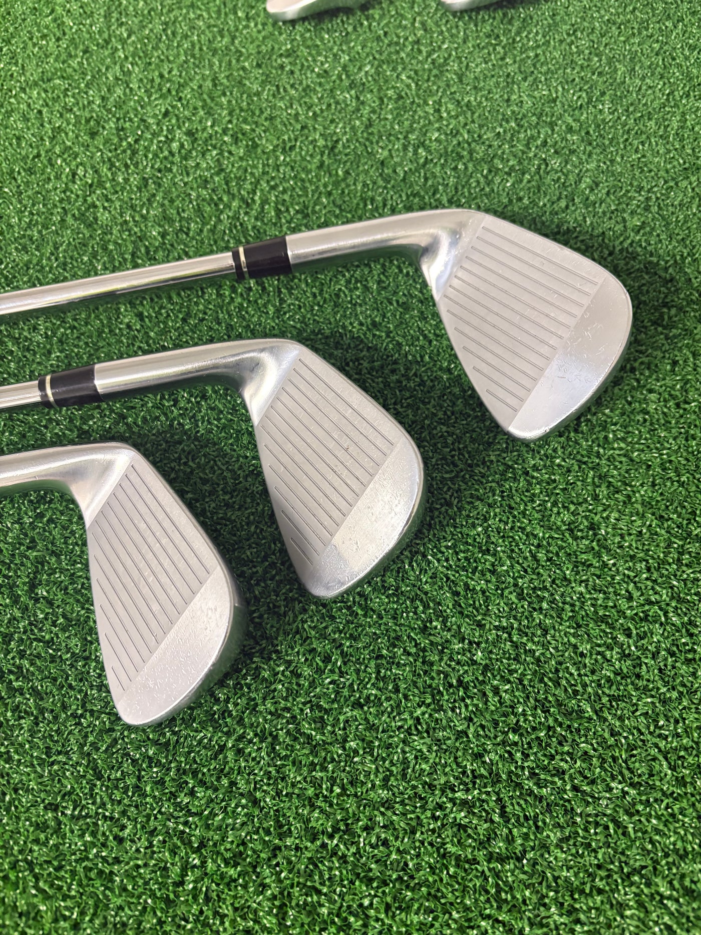 Honma Tour World TW737V 5-PW (Stiff)