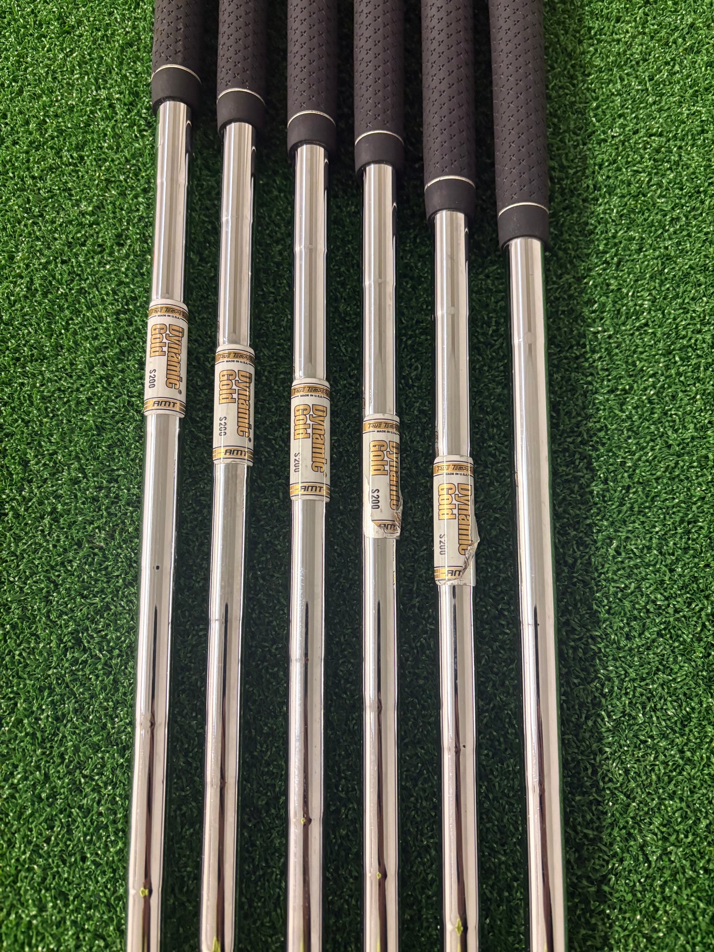 Honma Tour World TW737V 5-PW (Stiff)