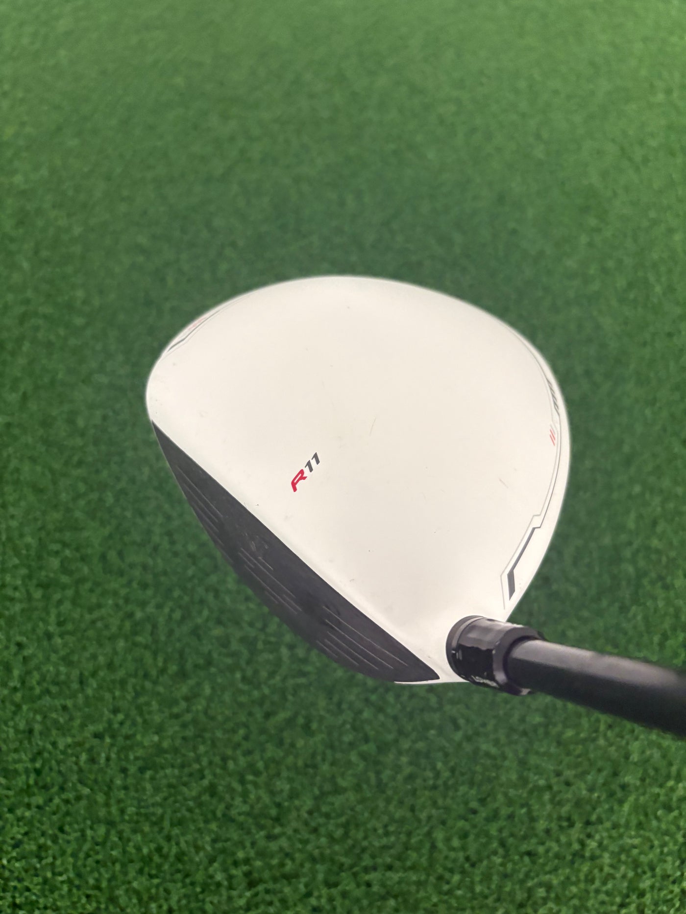 Taylormade R11S 10.5* (Stiff)
