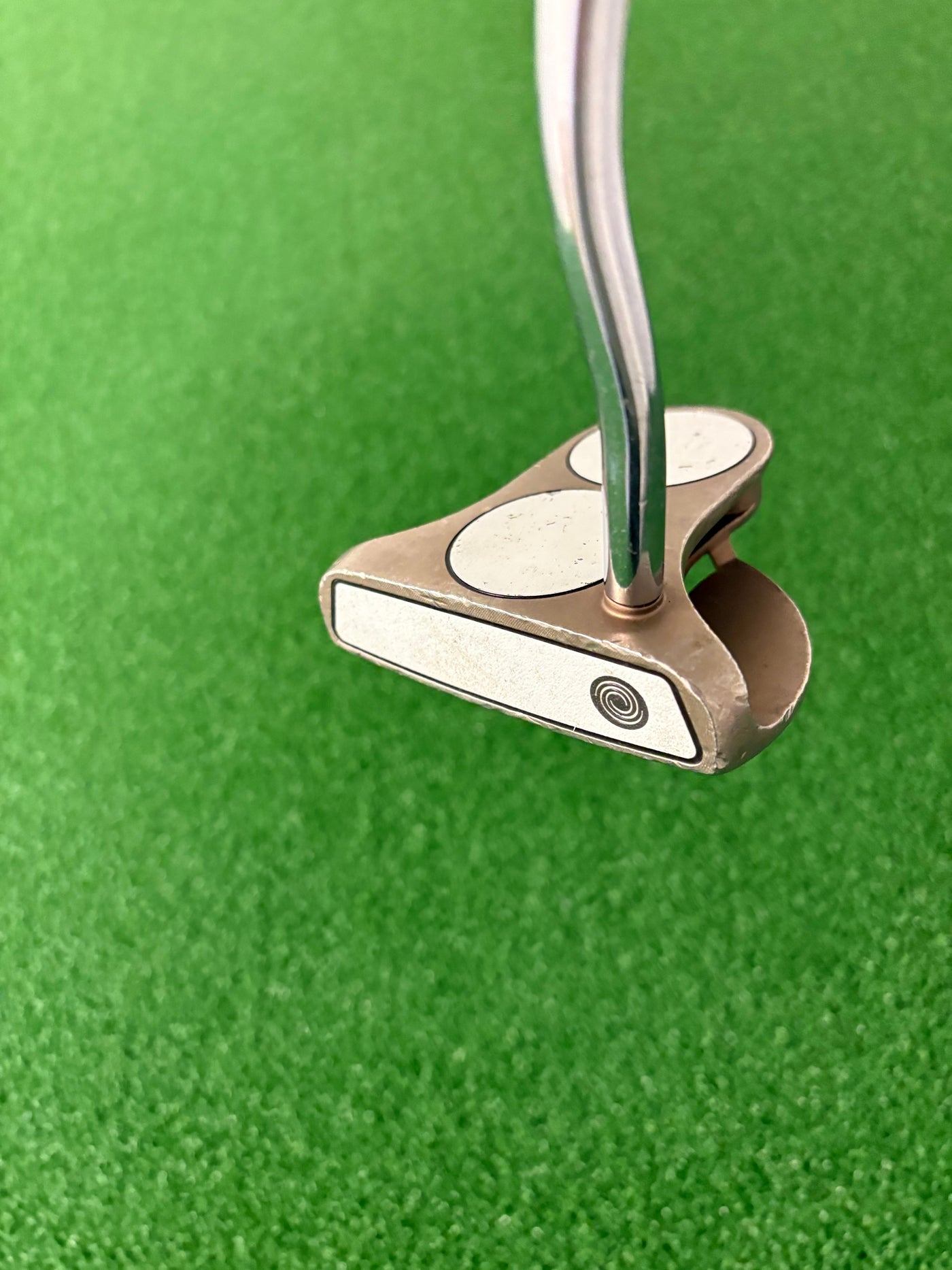 Odyssey White Ice 2-Ball (34")