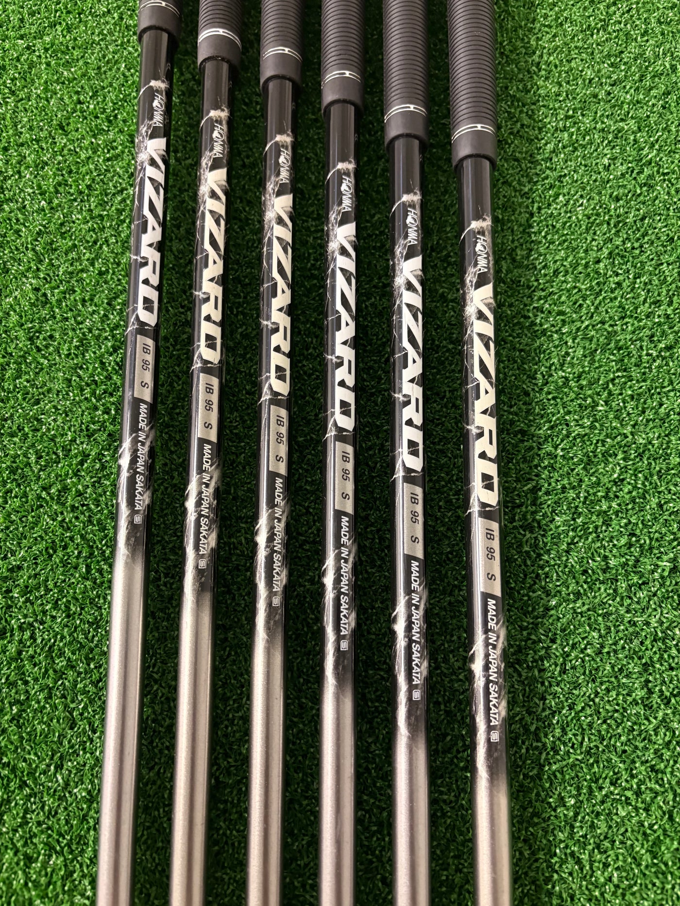 Honma Tour World TW737V 5-PW (Stiff)
