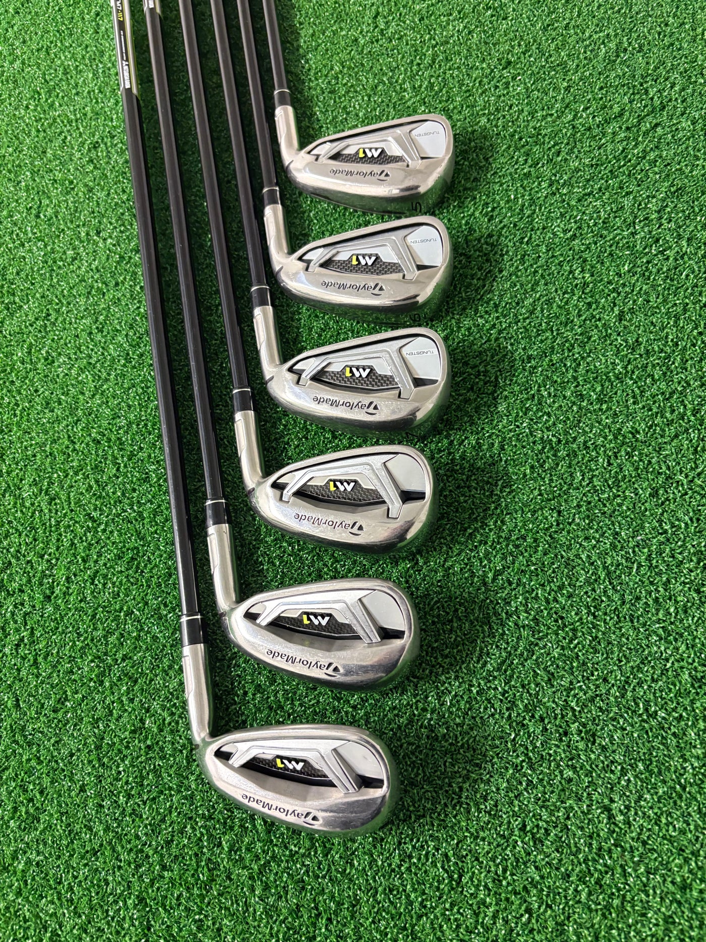 Taylormade M1 (2017) 5-PW (Regular)