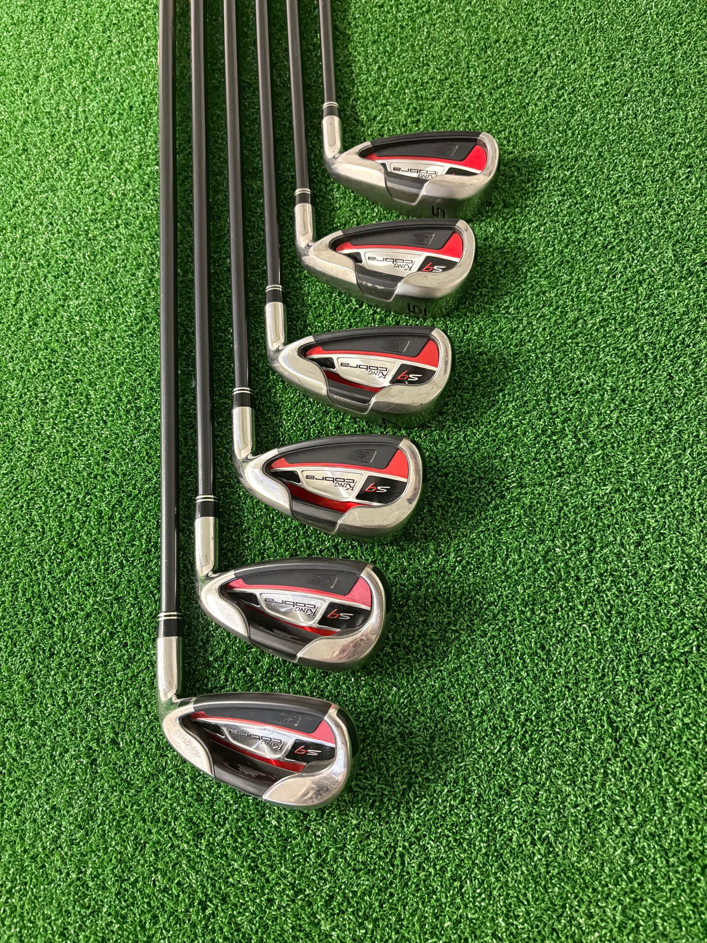 Cobra King S9 5-PW (Stiff)