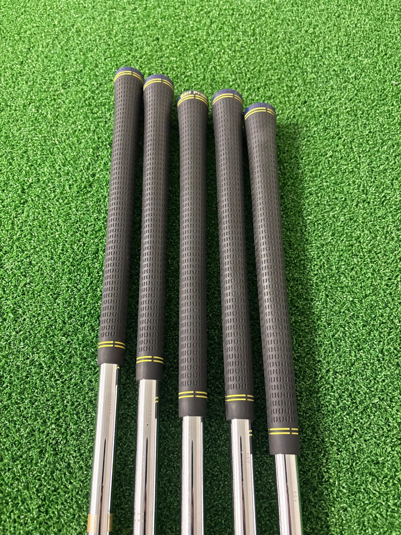 Bridgestone Tour B JGR (2019) 6-PW (Stiff)