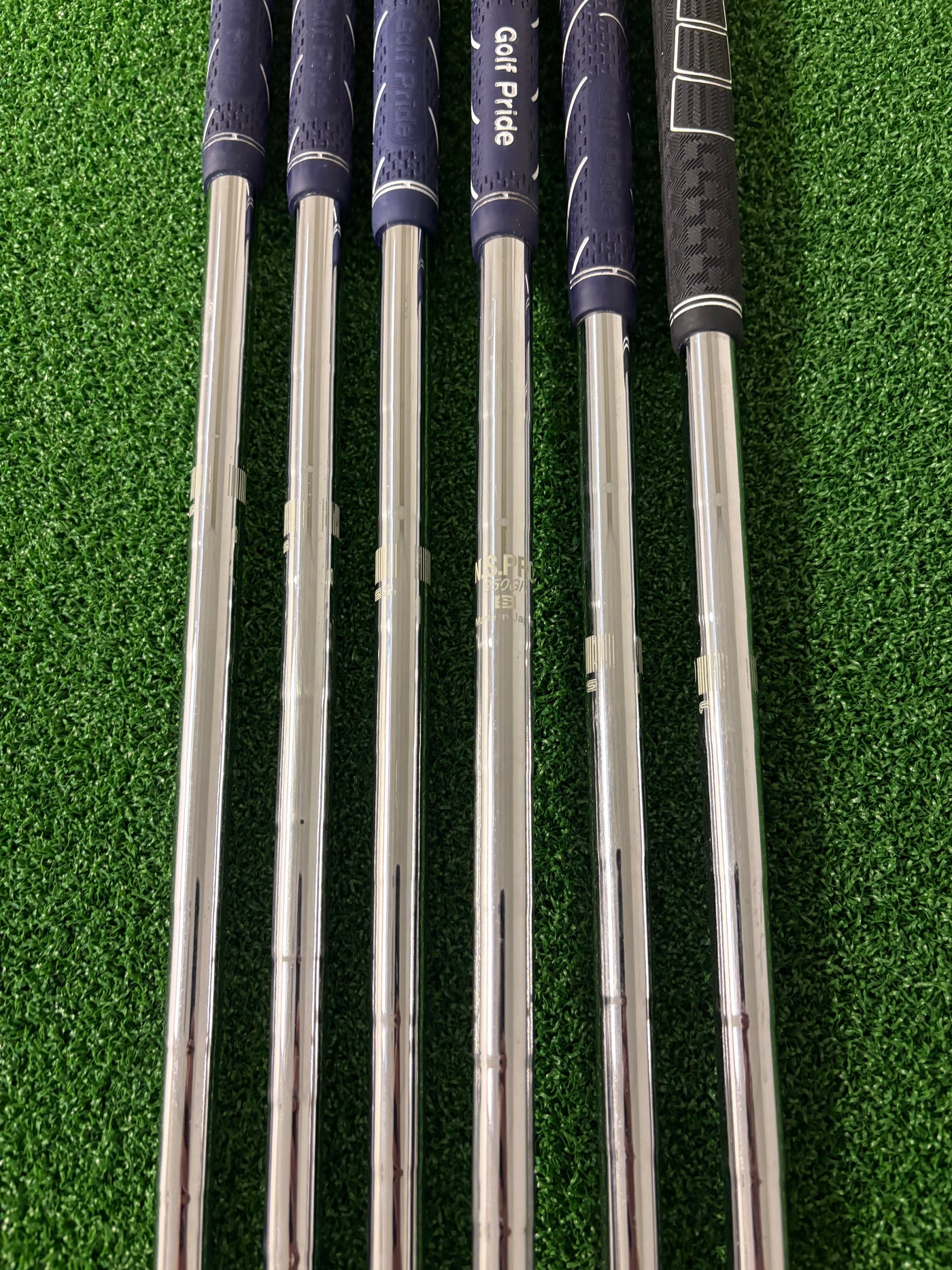 Bridgestone Tour B X-CB 5-PW (Stiff)