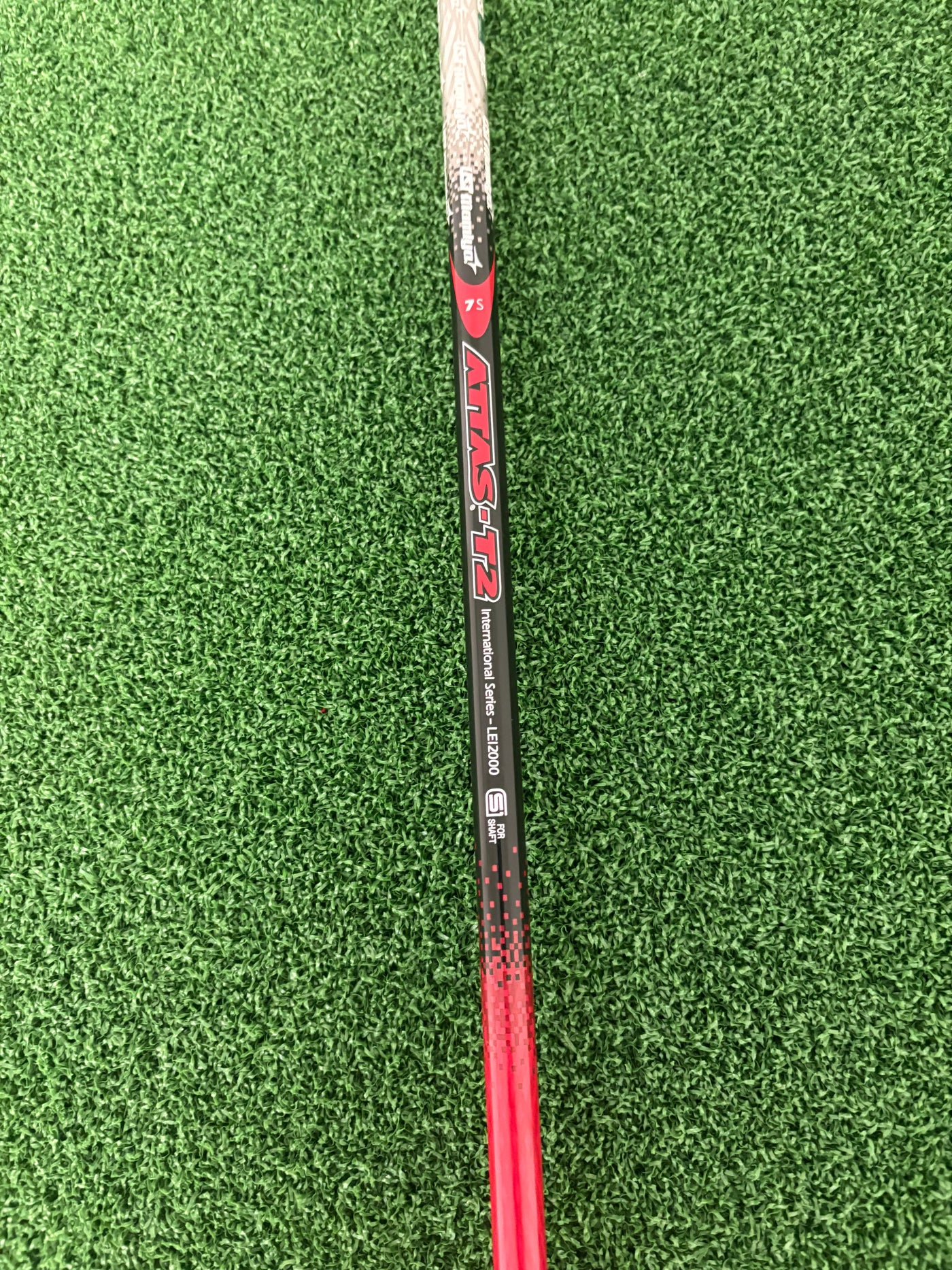 Titleist 910D3 9.5* (Stiff)