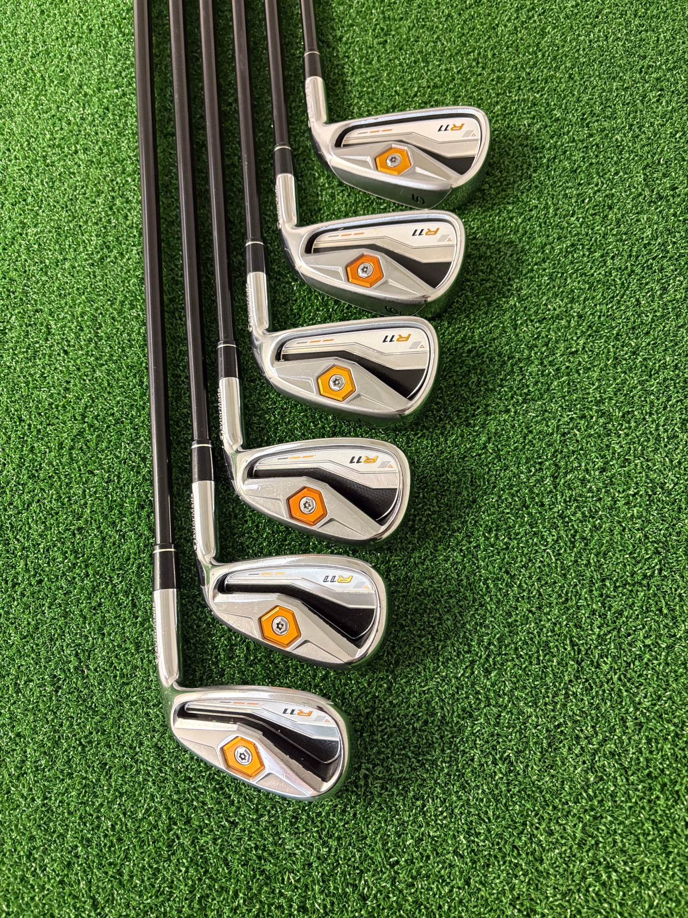 Taylormade R11 5-PW (Stiff)
