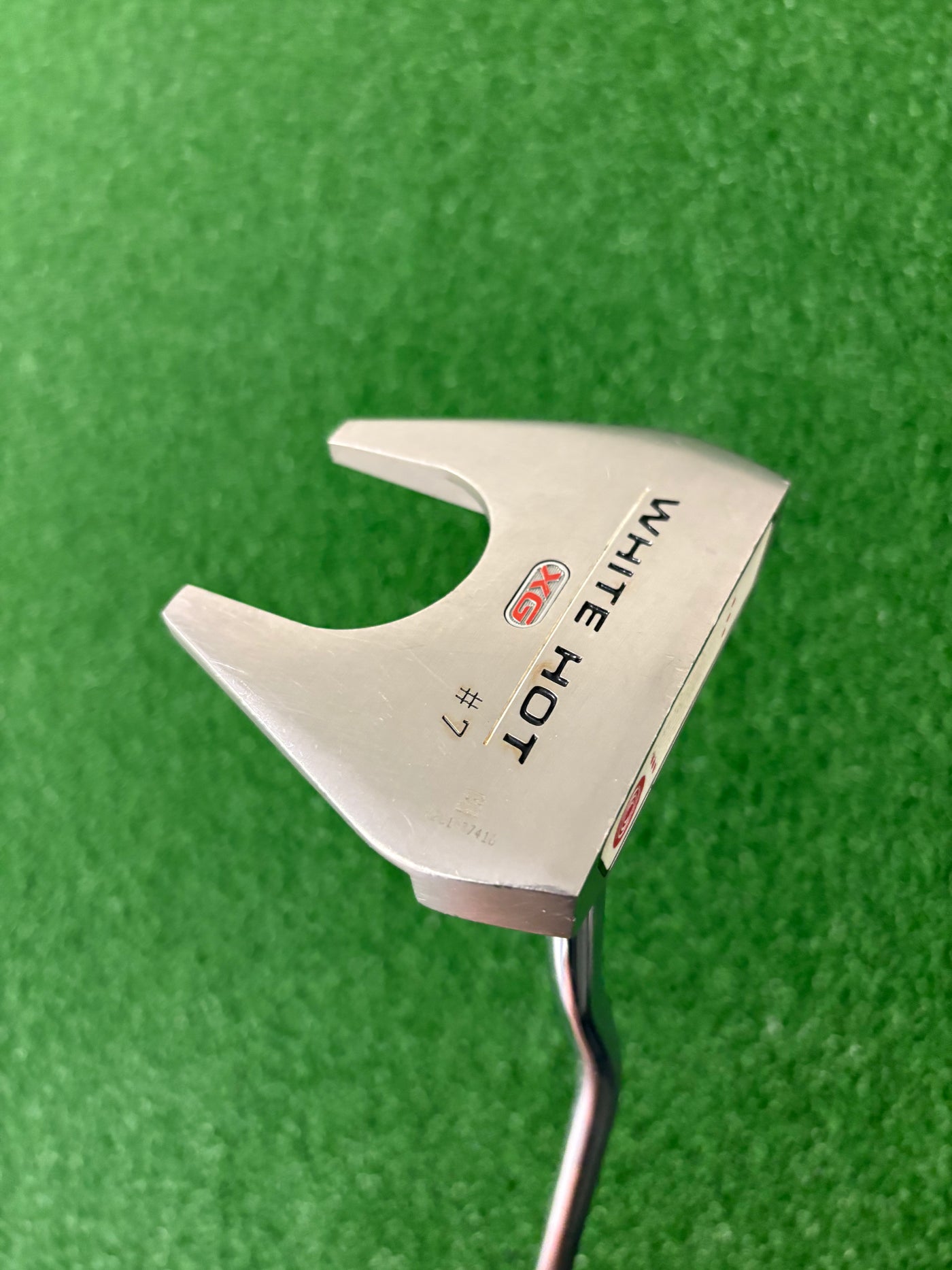 Odyssey White Hot XG #7 (33")