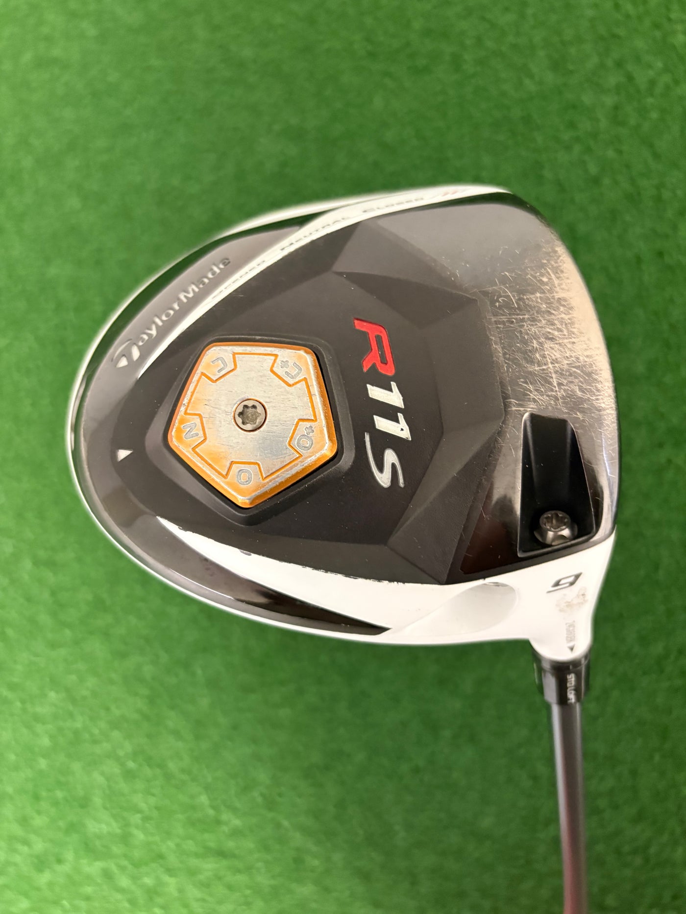 Taylormade R11S 9.0* (Stiff)
