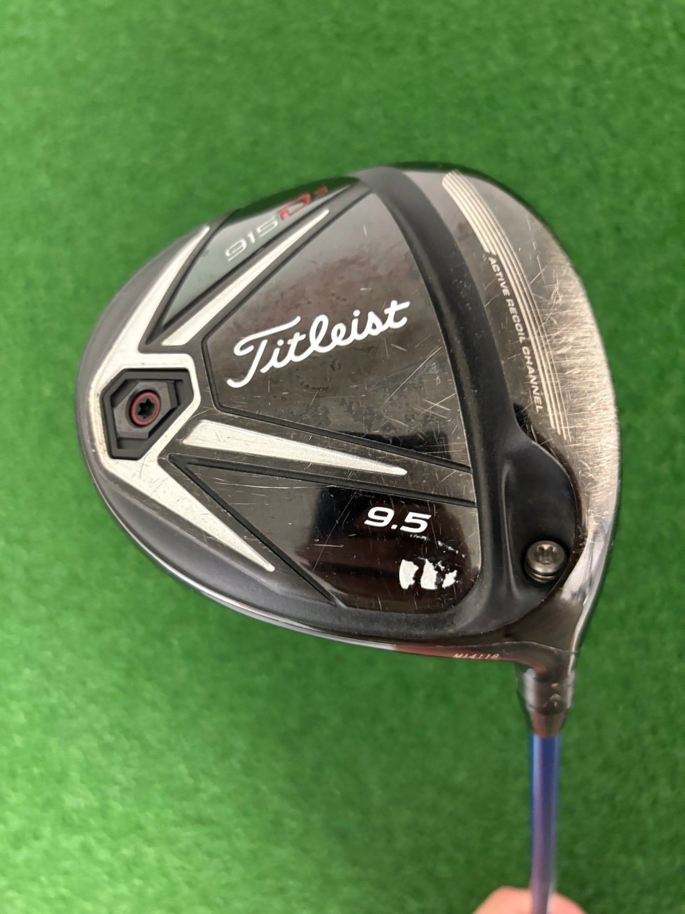Titleist 915D3 9.5* (Stiff)