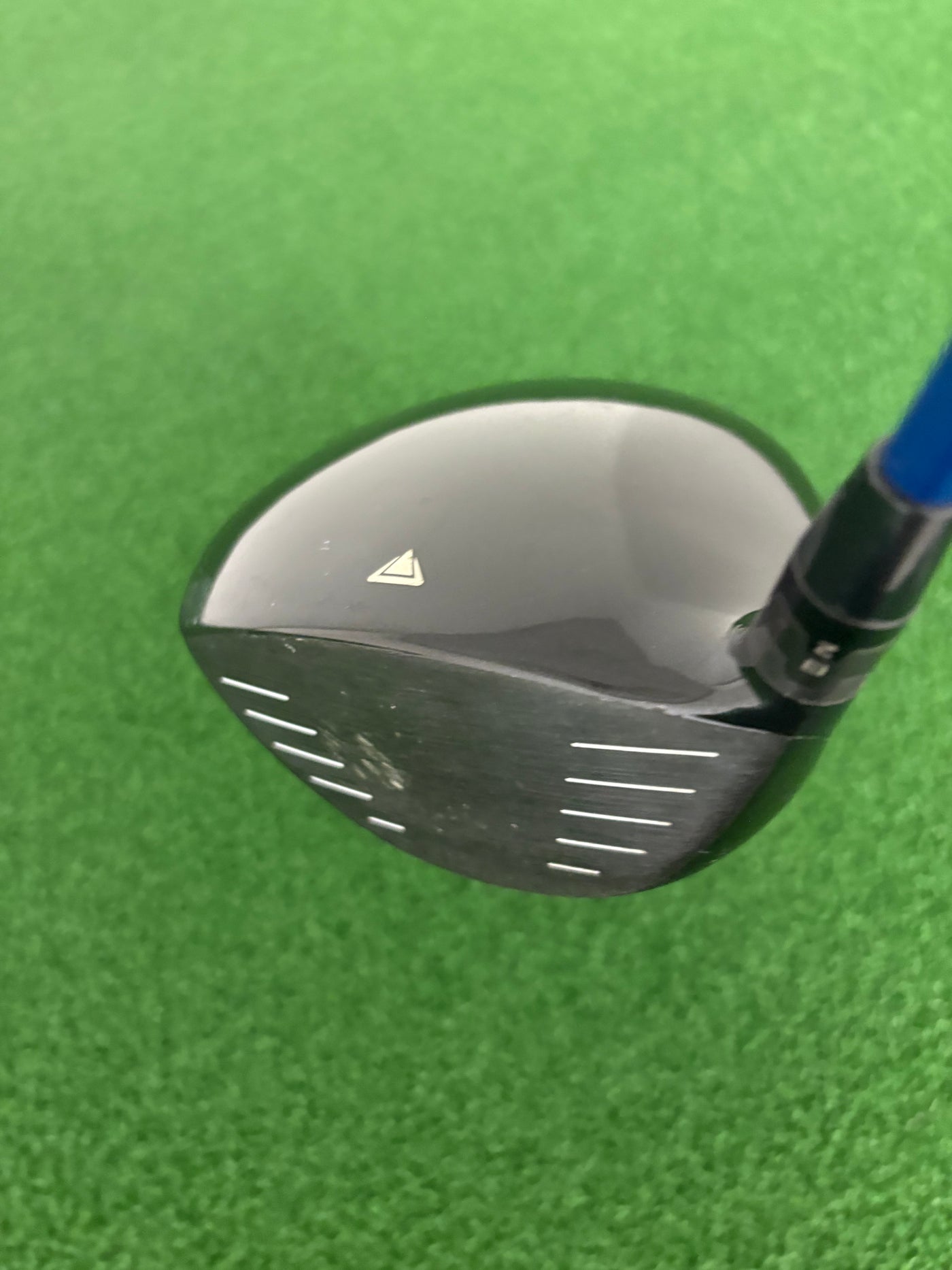 Titleist 915D3 9.5* (Stiff)