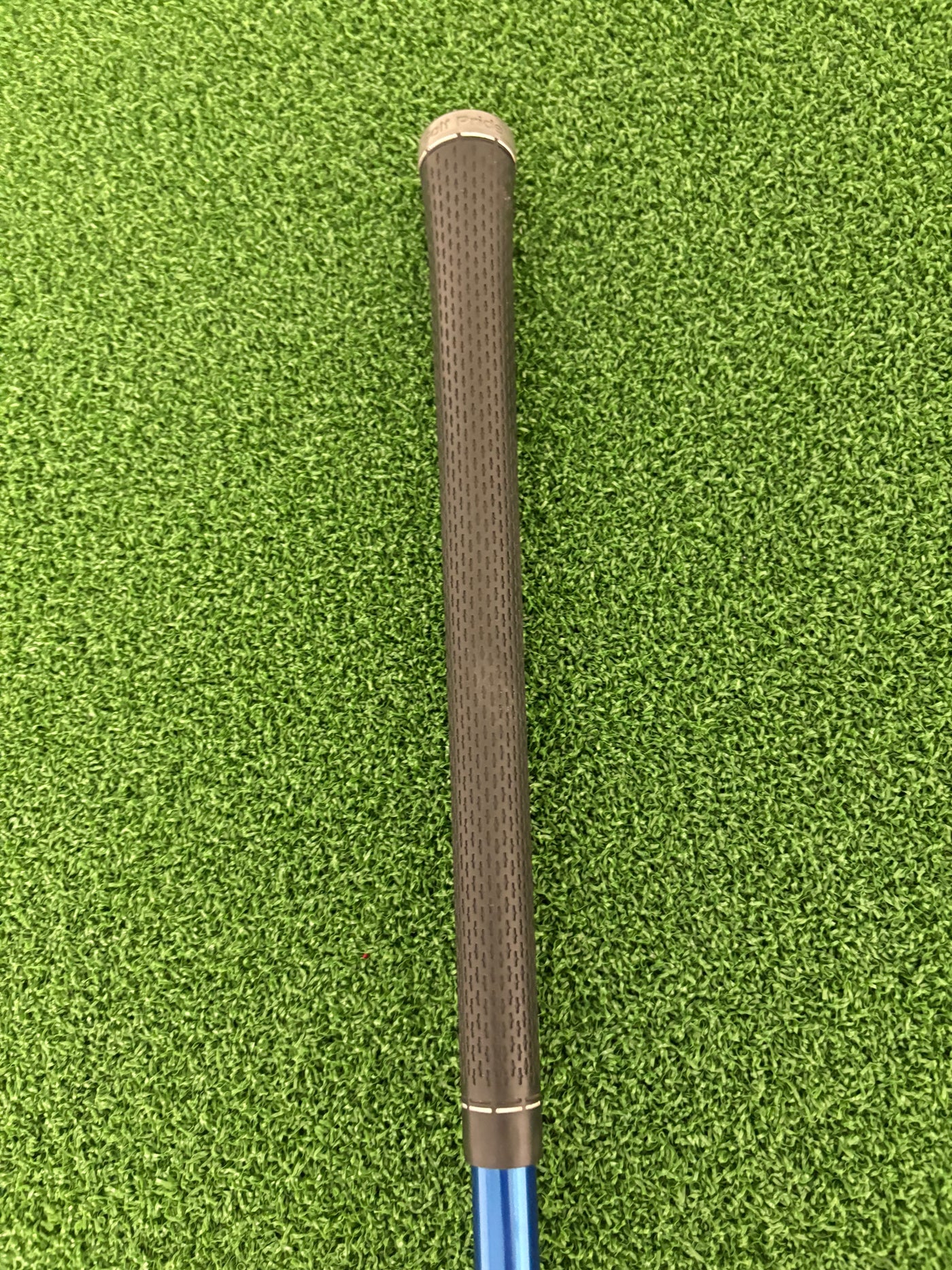 Titleist 915D3 9.5* (Stiff)