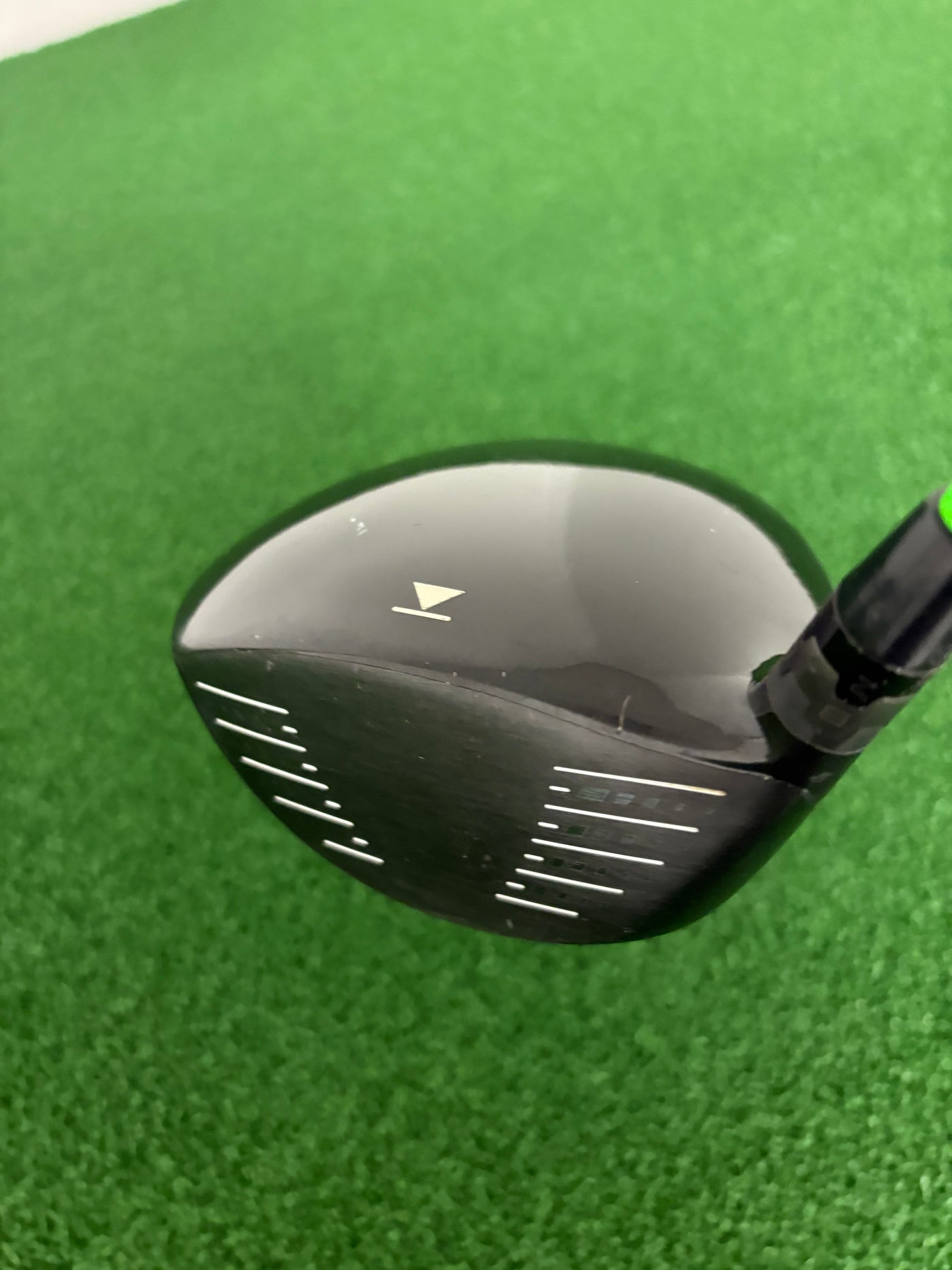 Titleist 913D2 9.5* (Stiff)