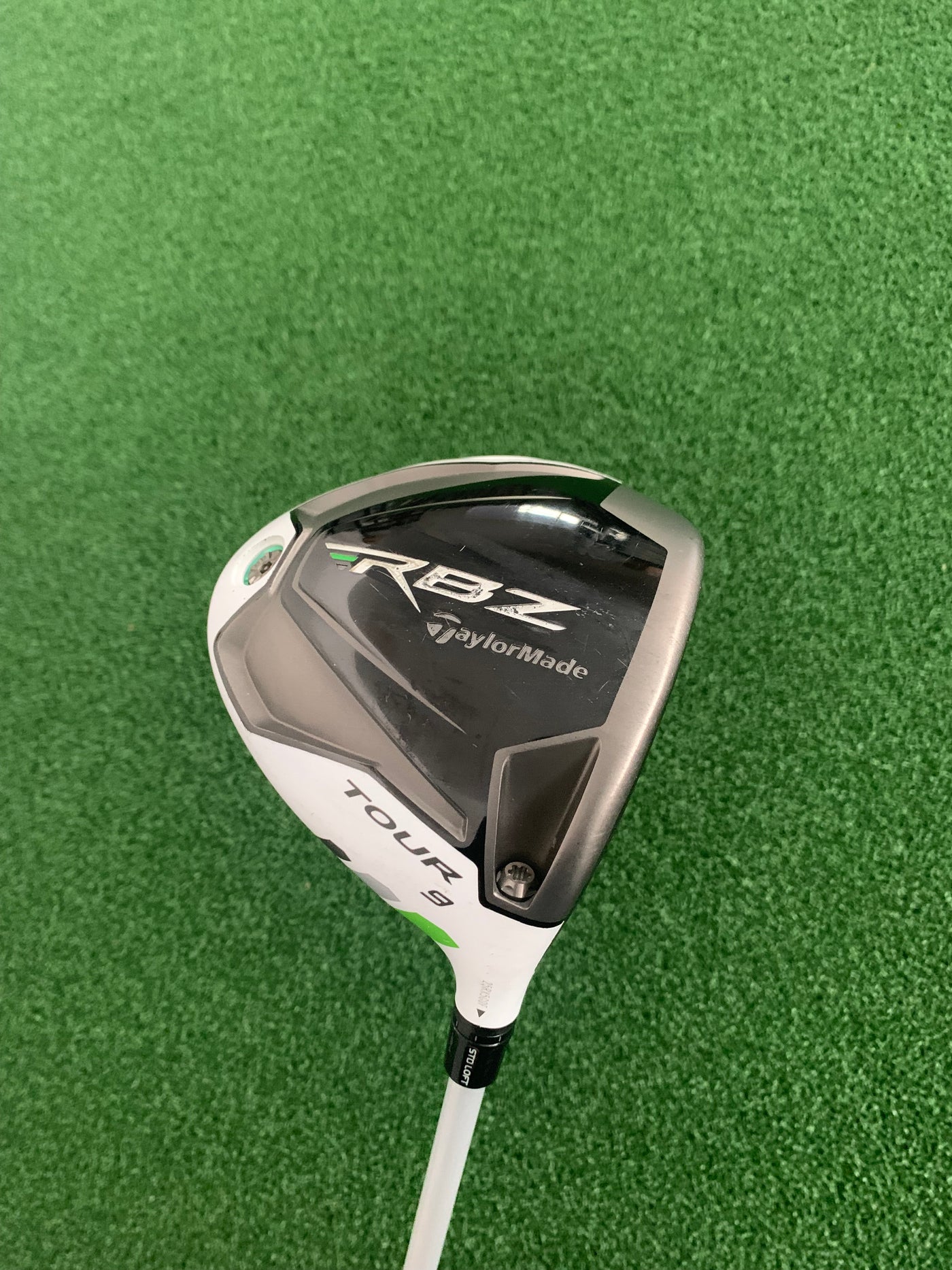 Taylormade RBZ Tour 9.0* (Stiff)