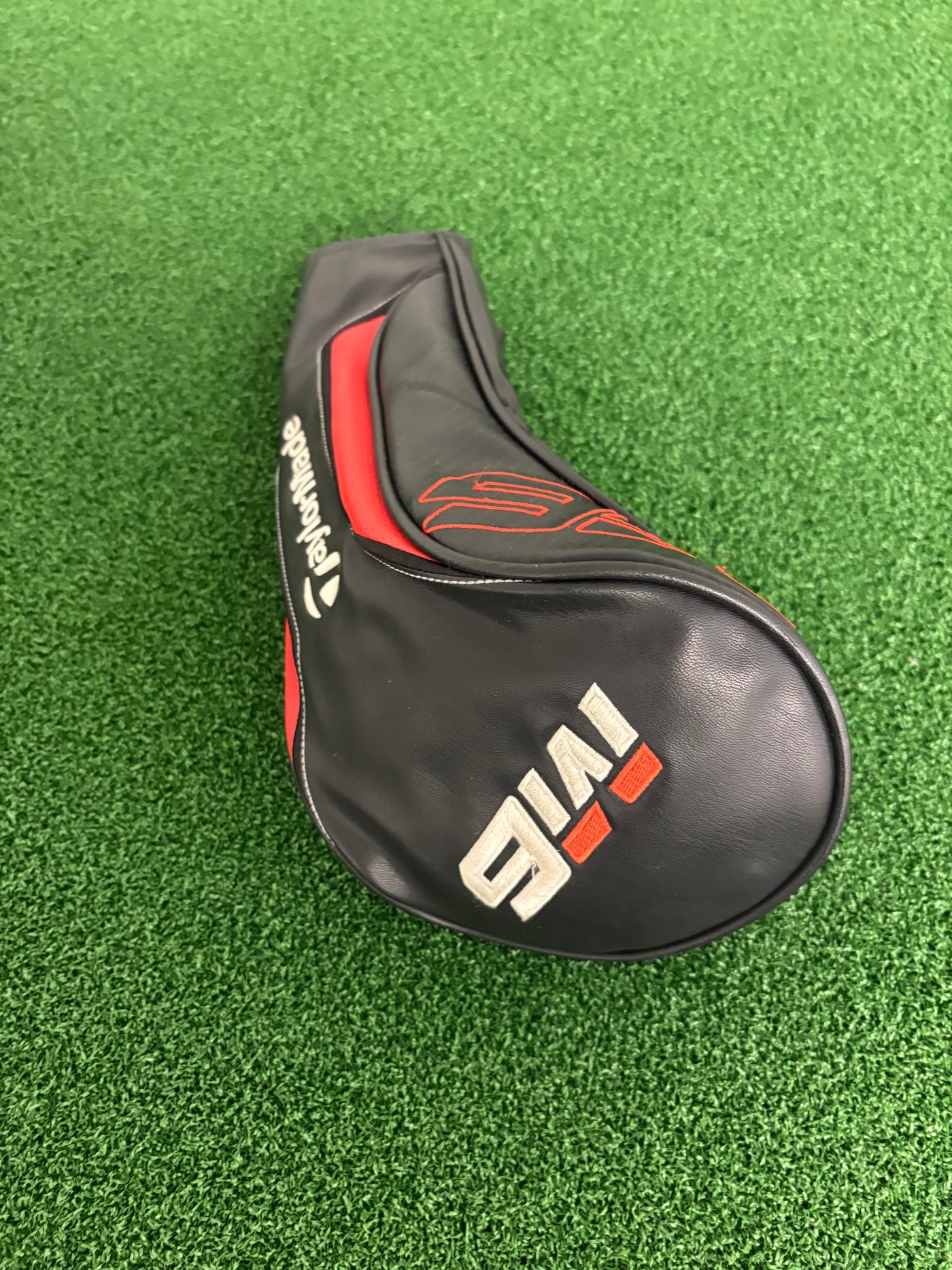 Taylormade M6 10.5* (Stiff/Regular)