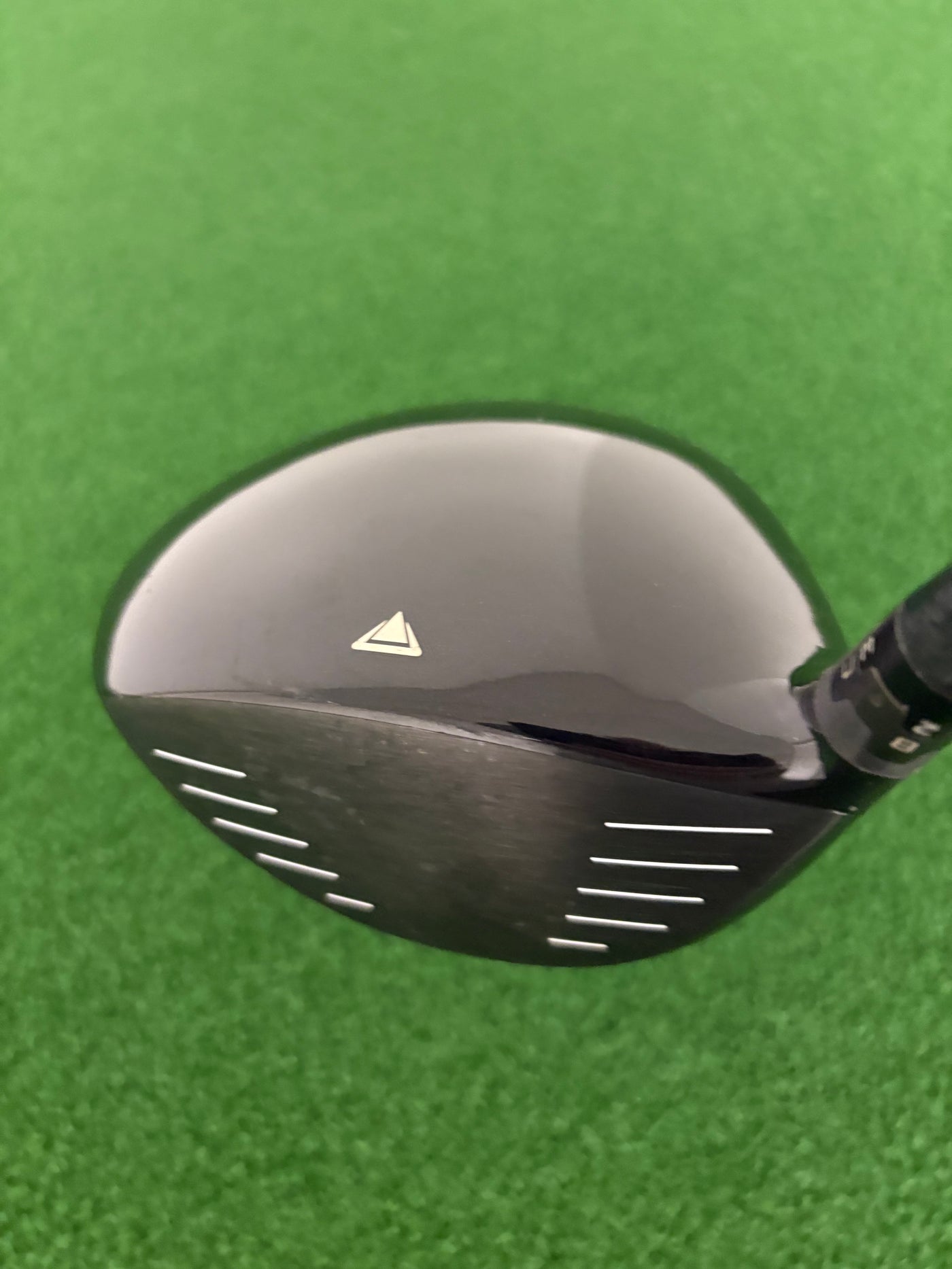 Titleist 915D3 9.5* (Stiff)