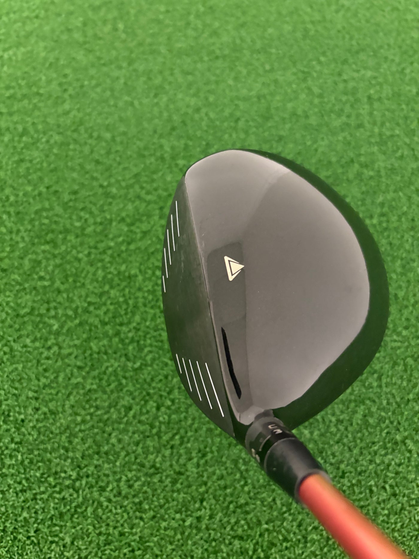 Titleist 915D3 9.5* (Stiff)