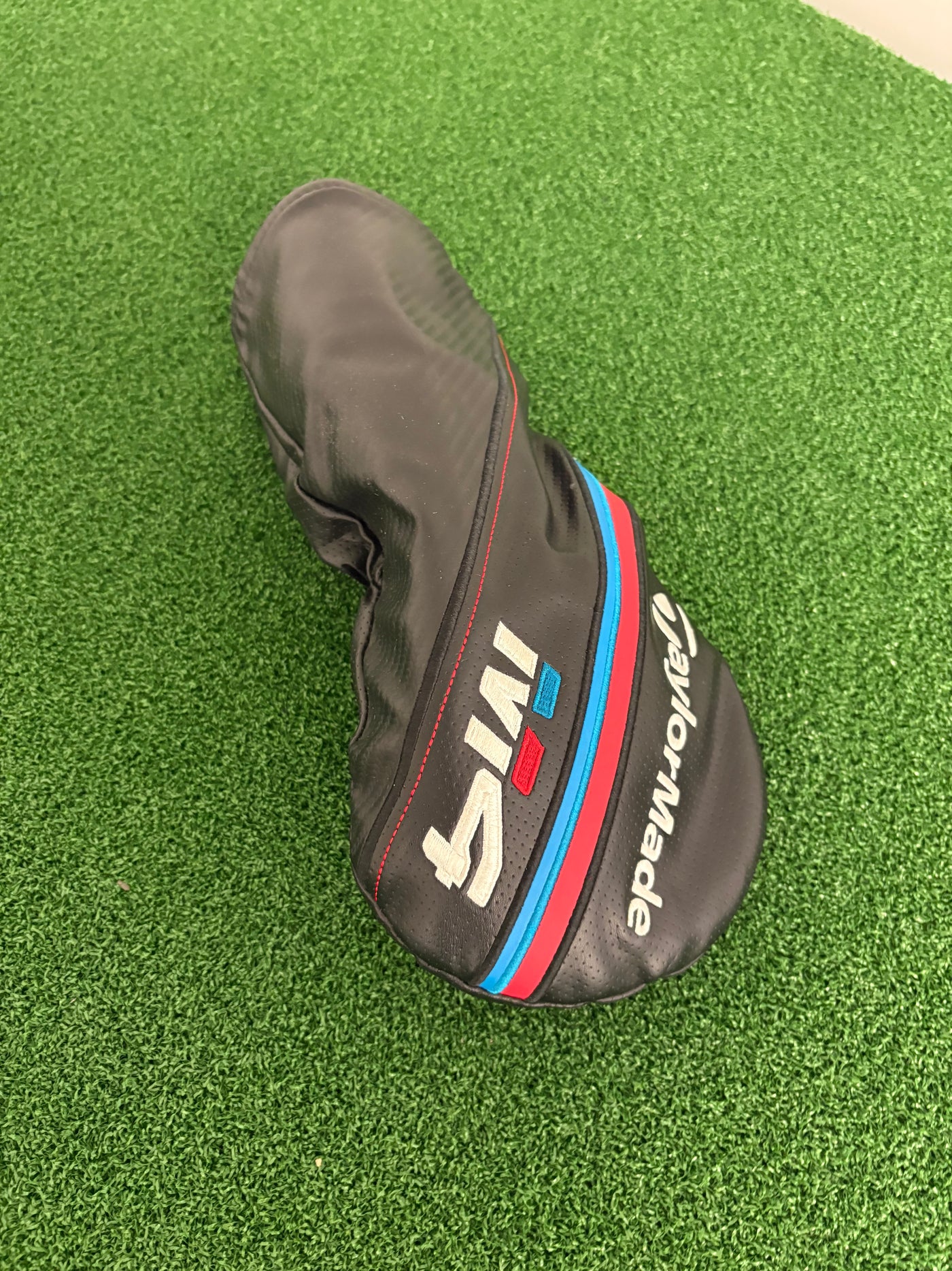 Taylormade M4 10.5* (Stiff/Regular)