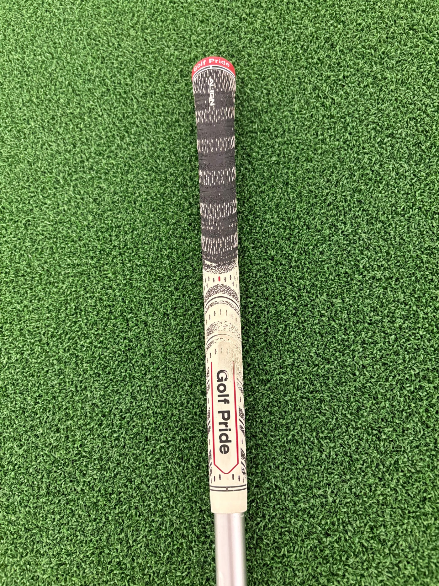 Taylormade R9 Super-Tri 9.5* (Stiff)