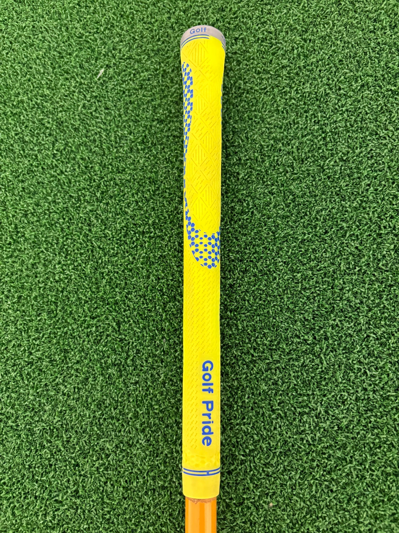 Taylormade R11 10.5* (Stiff/Regular)
