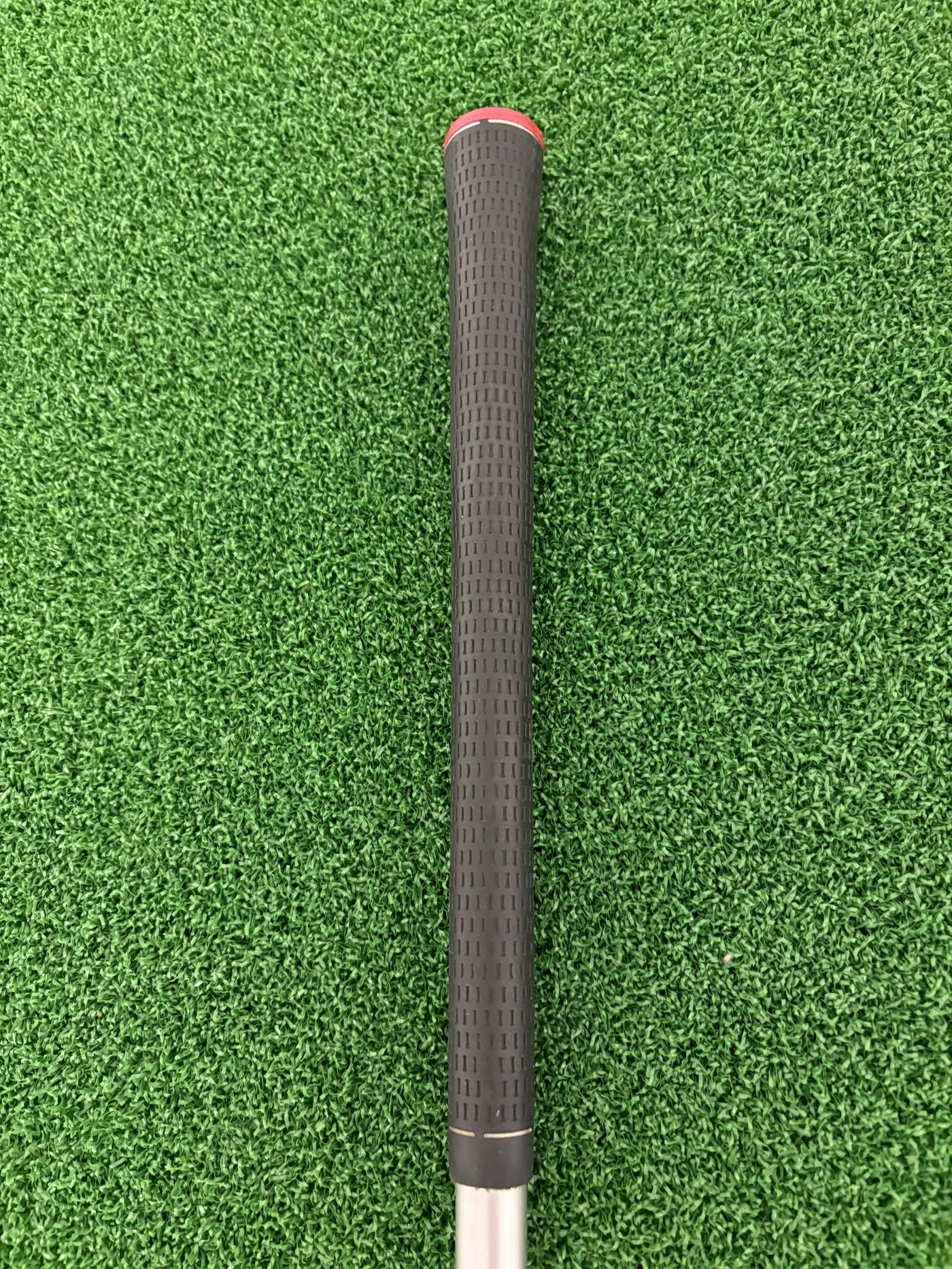 Taylormade R9 Super-Tri 9.5* (Stiff)