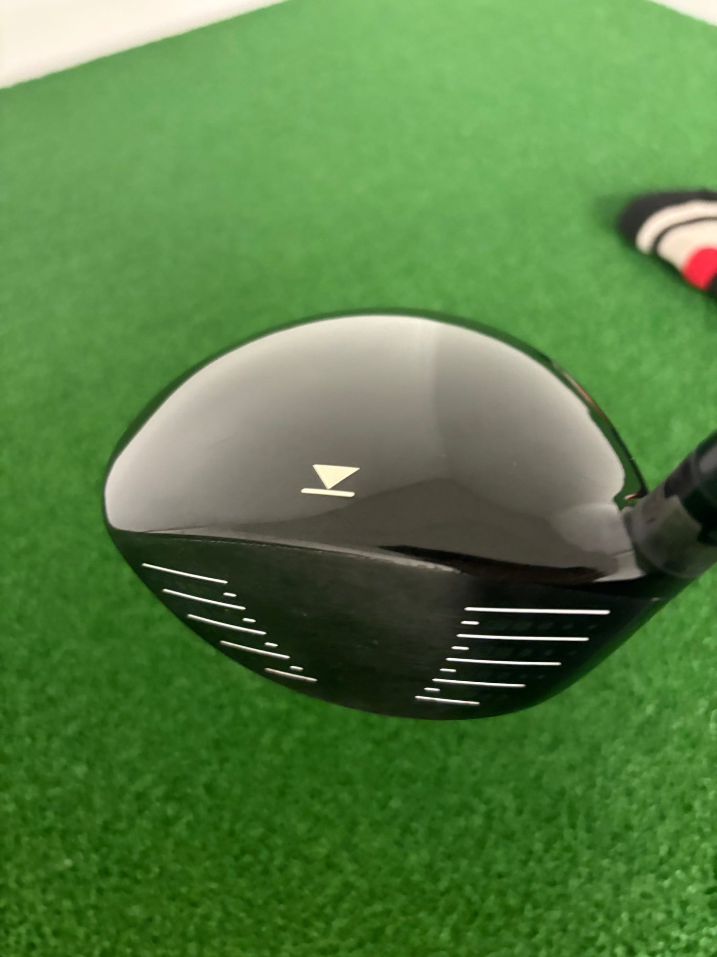 Titleist 913D3 9.5* (Stiff)