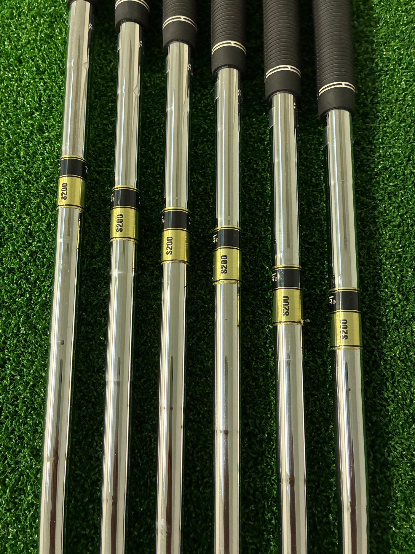 Honma Tour World TW717M Forged 5-PW (Stiff)