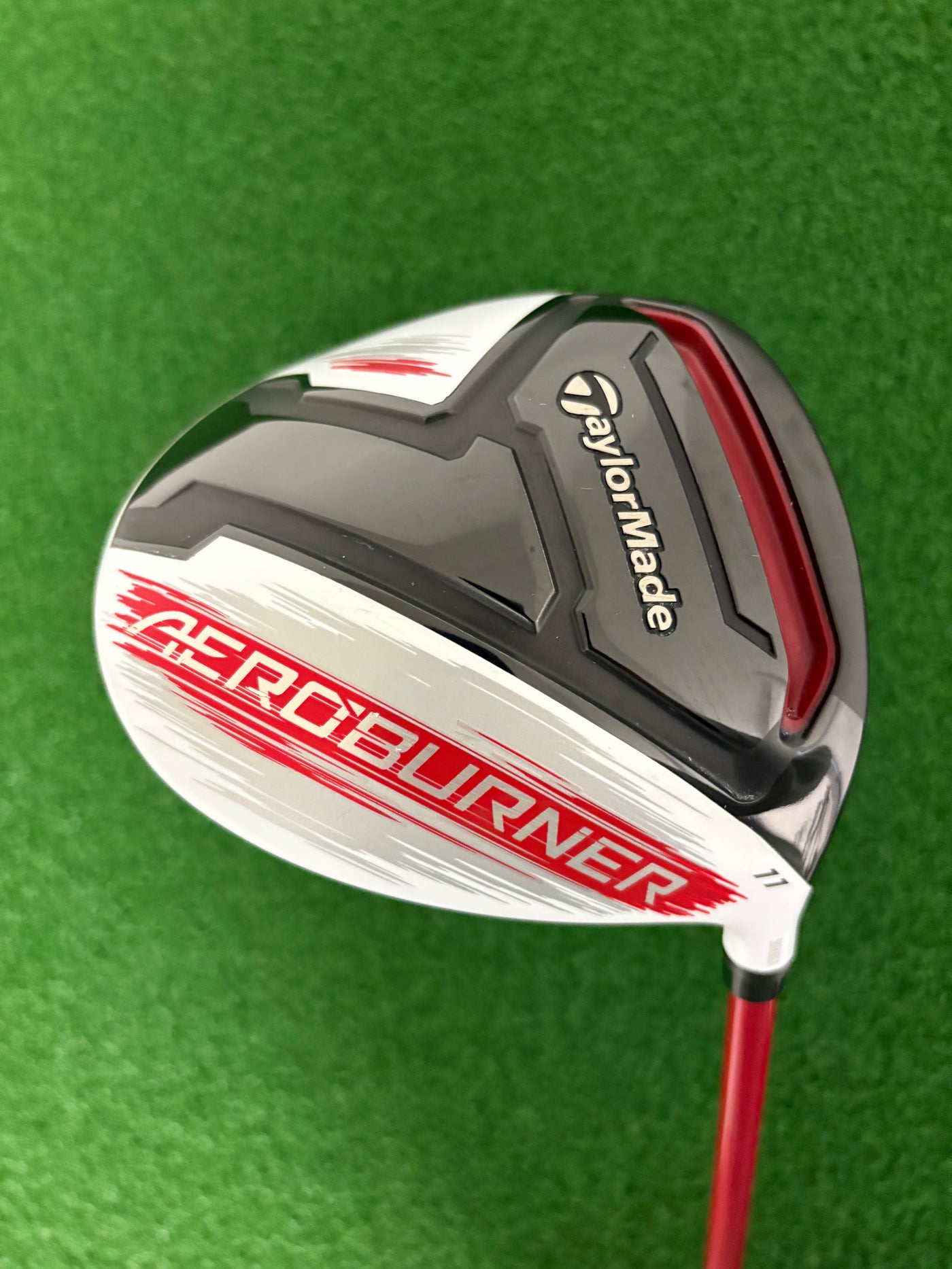 Taylormade Aero Burner 11* (Stiff/Regular)