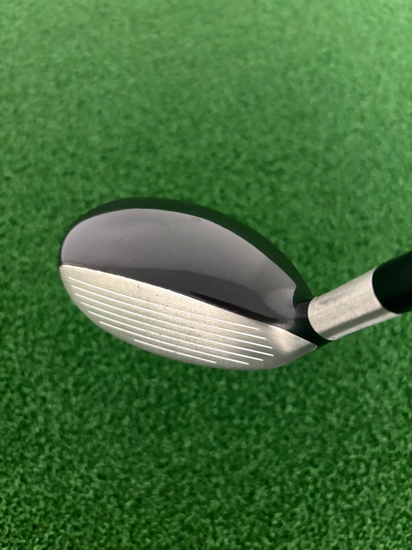 Titleist 909H 21* 4 Hybrid (Stiff)