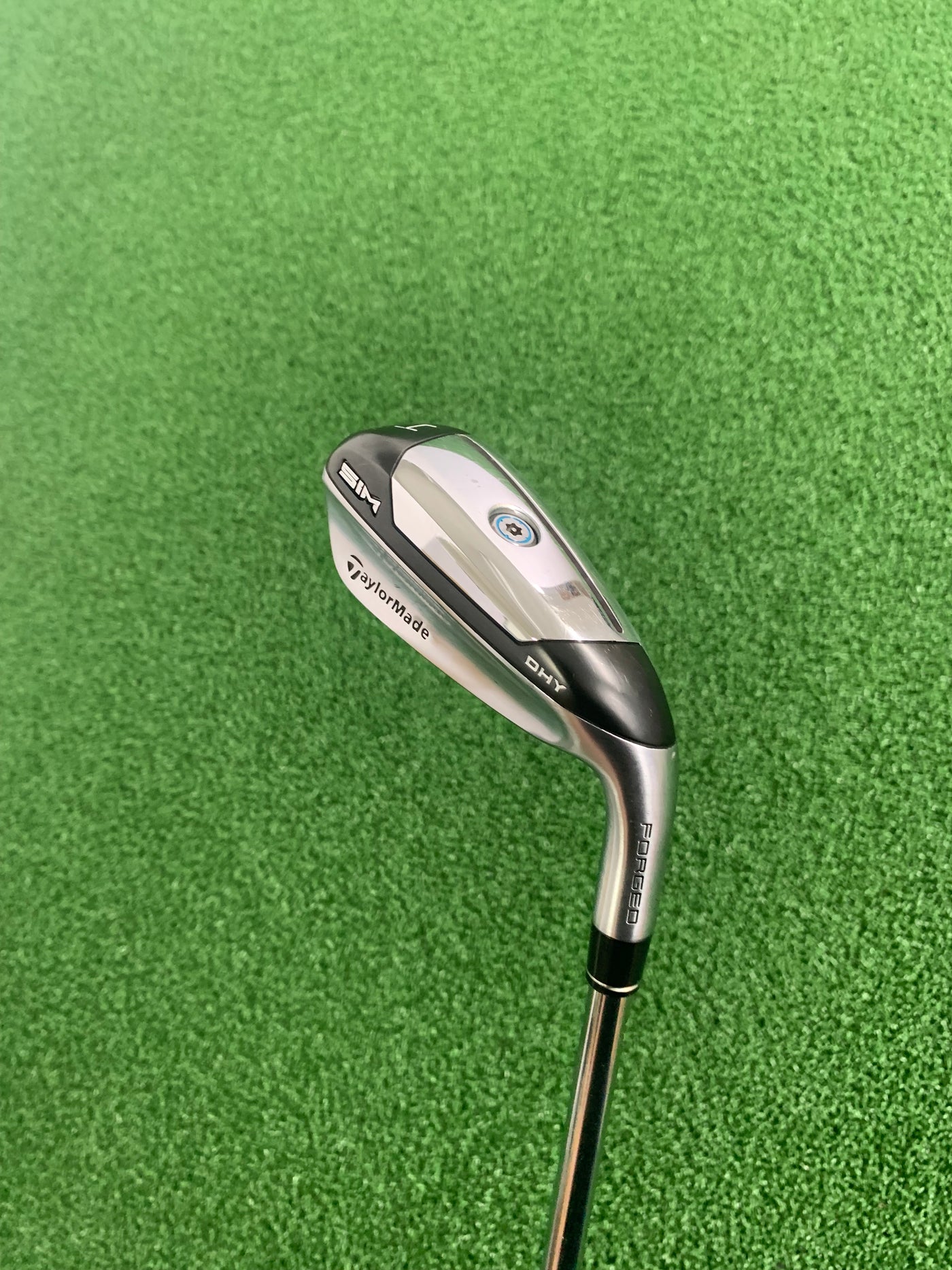 Taylormade Sim DHY 22* 4 Utility Iron (Stiff)