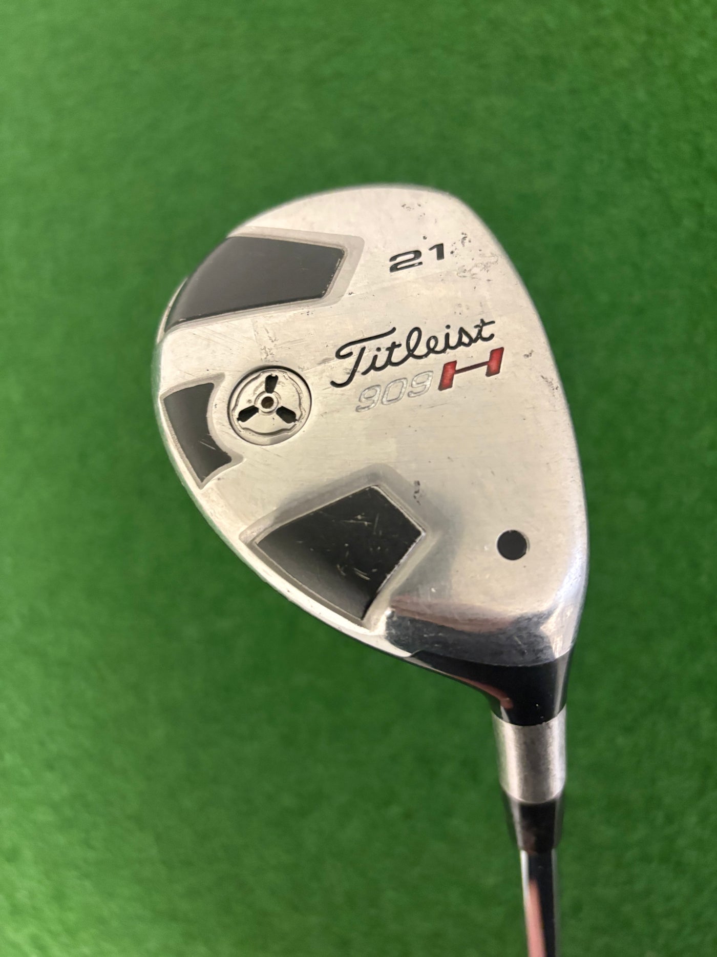 Titleist 909H 21* 4 Hybrid (Stiff)